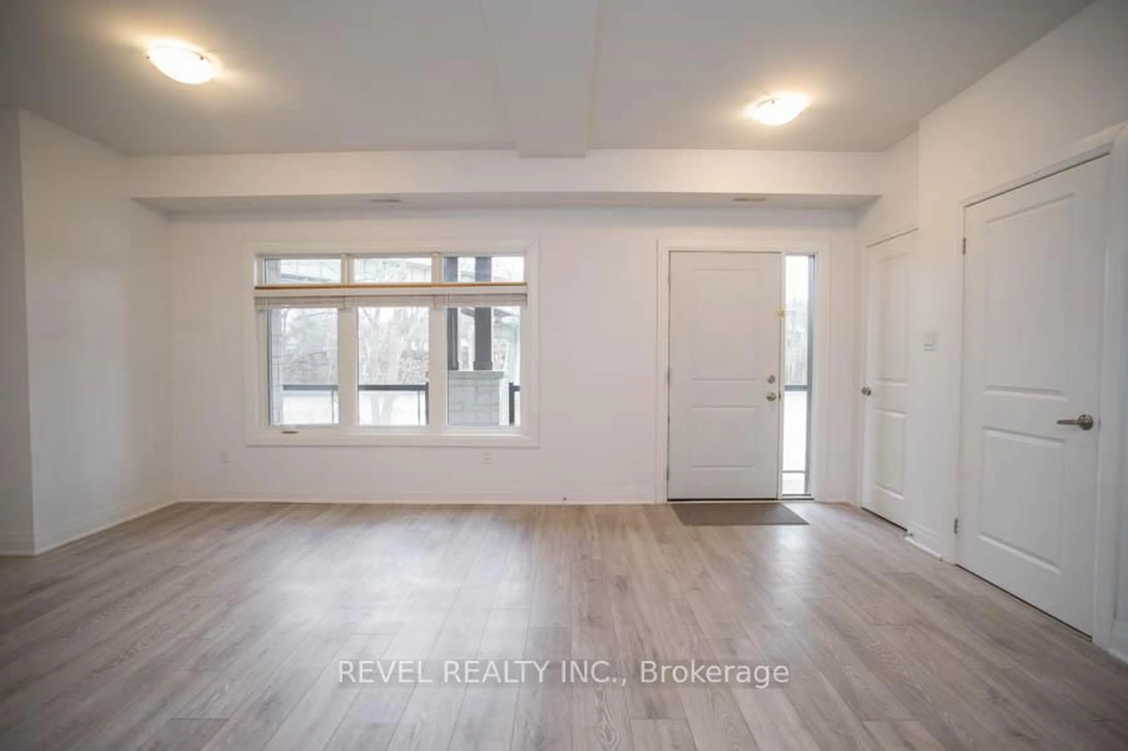 A pic of a room for 2 Willow St #11, Brant Ontario N3L 0C6