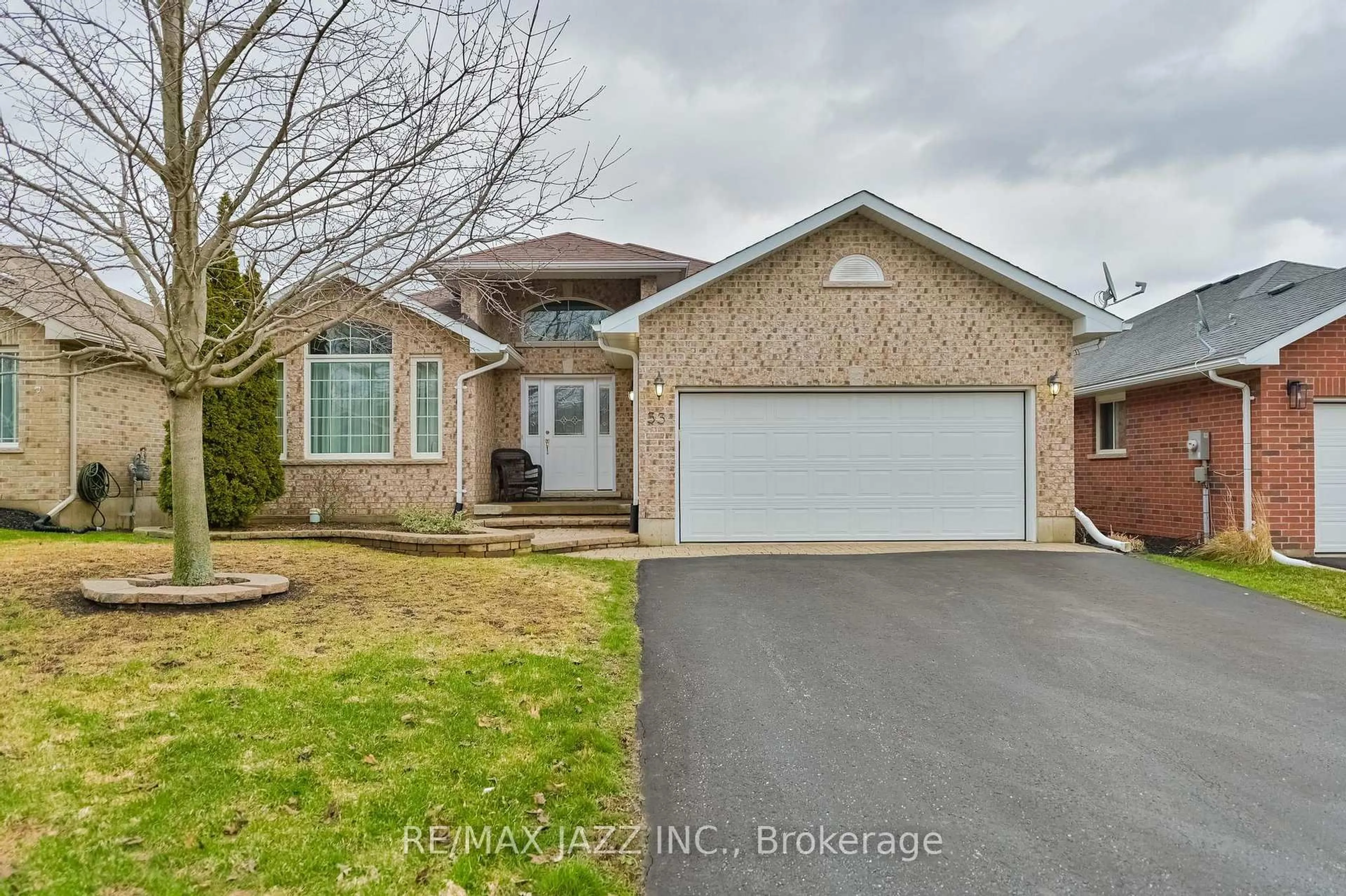 Home with brick exterior material, street for 33 Ashwood Cres, Greater Napanee Ontario K7R 3L1