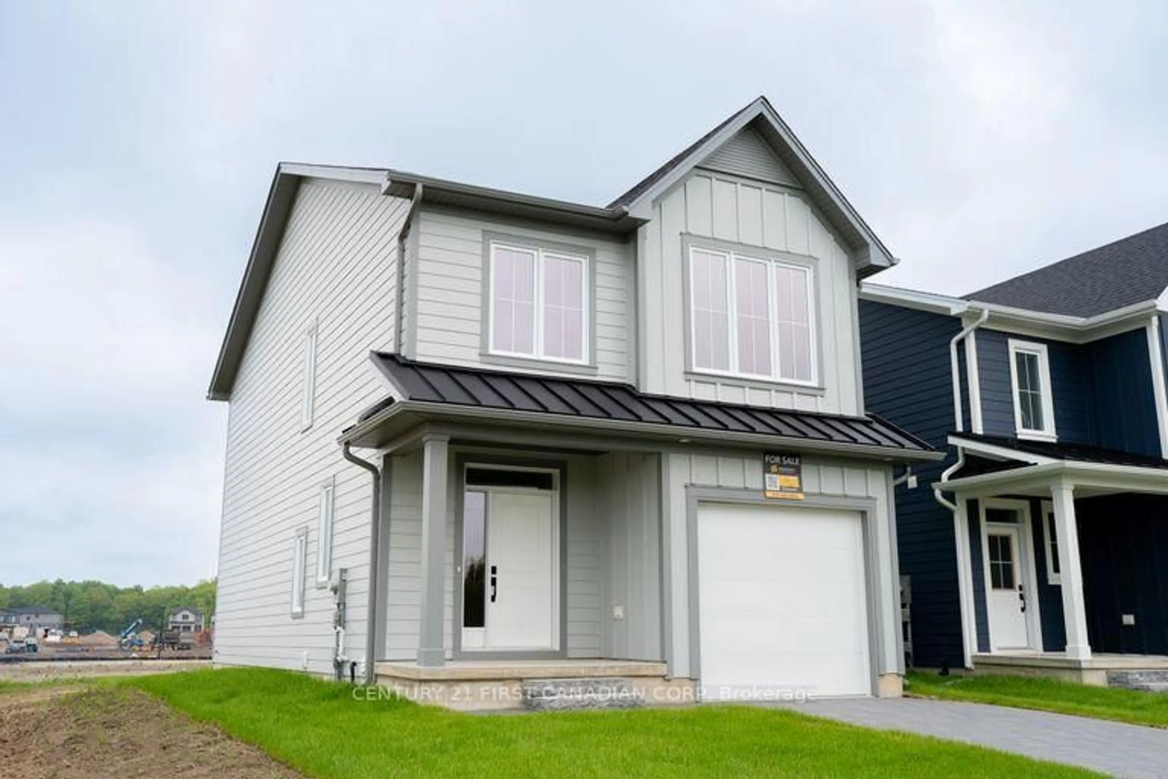 Home with vinyl exterior material, street for 1217 Tulloch Ave, London South Ontario N6M 0L8