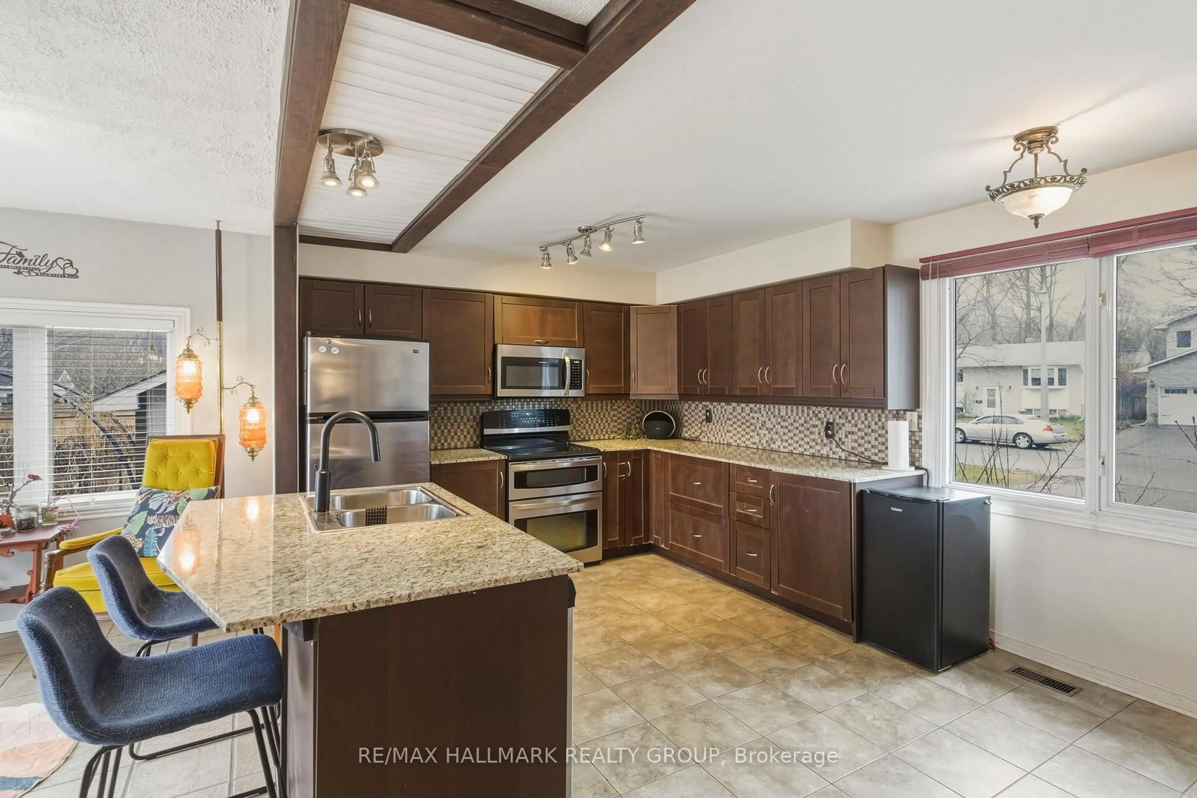 Open concept kitchen, ceramic/tile floor for 265 Kingston Cres, Prescott Ontario K0E 1T0