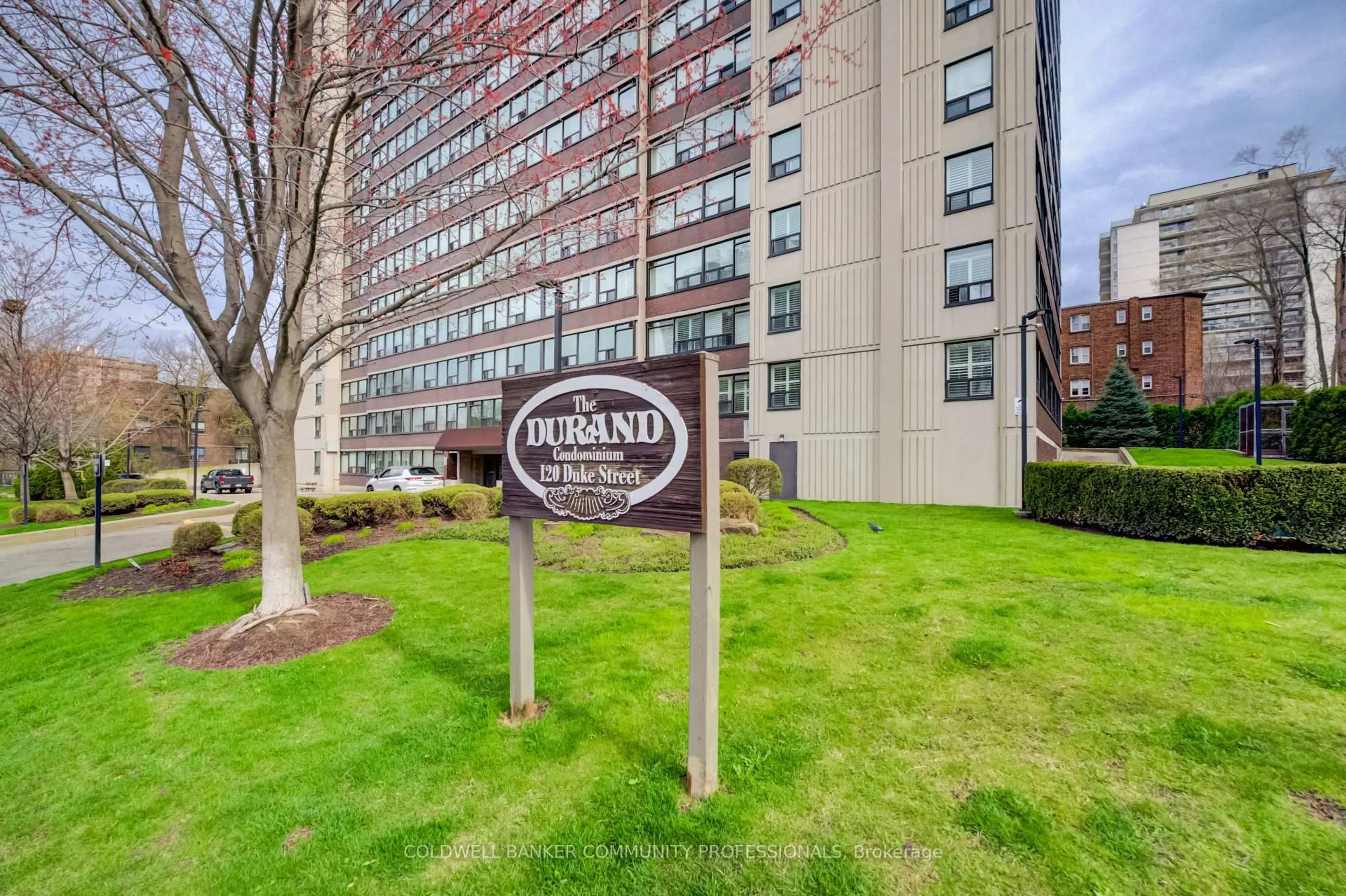 Unknown for 120 Duke St #505, Hamilton Ontario L8P 4T1