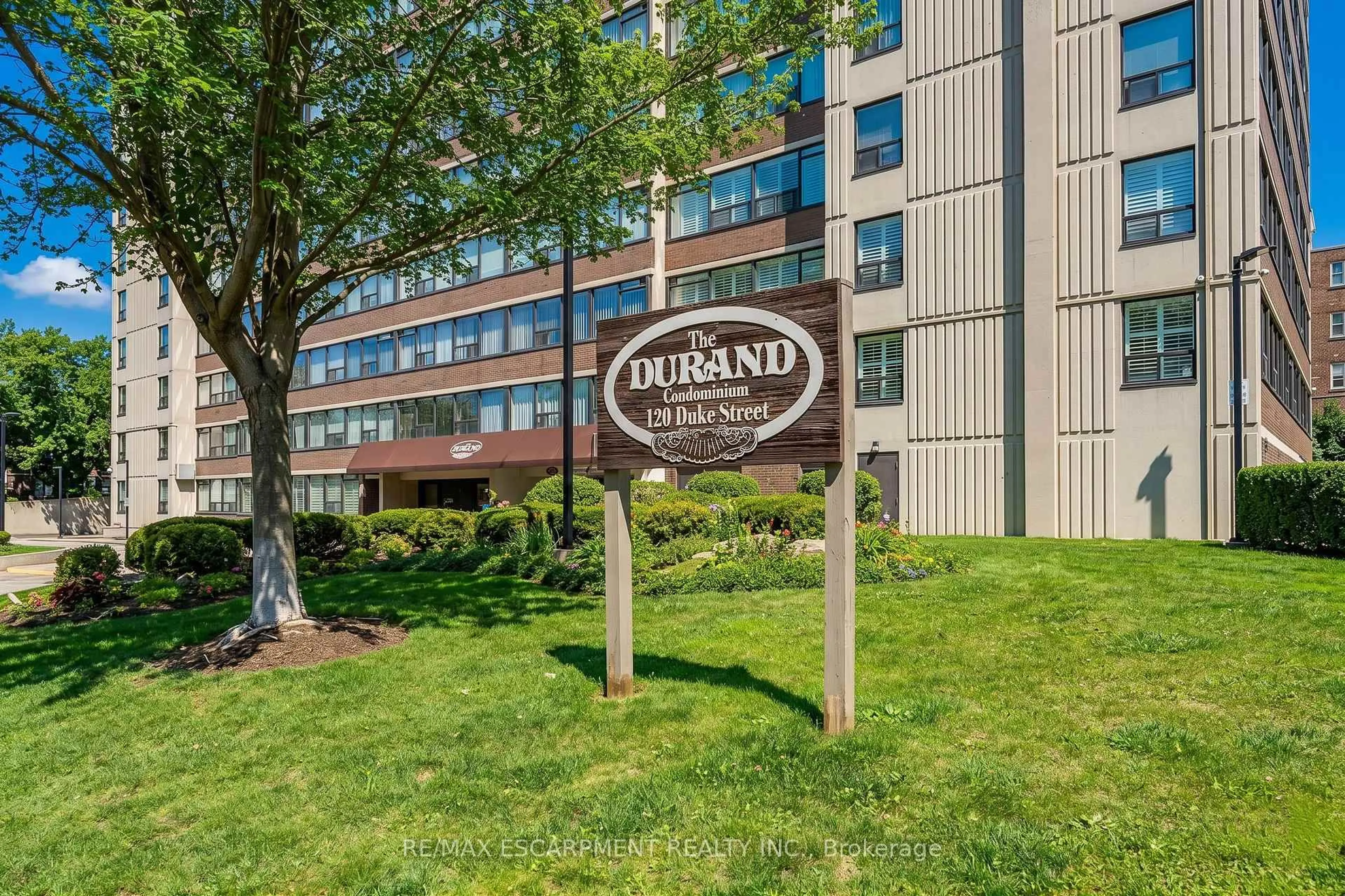 Unknown for 120 Duke St #504, Hamilton Ontario L8P 4T1