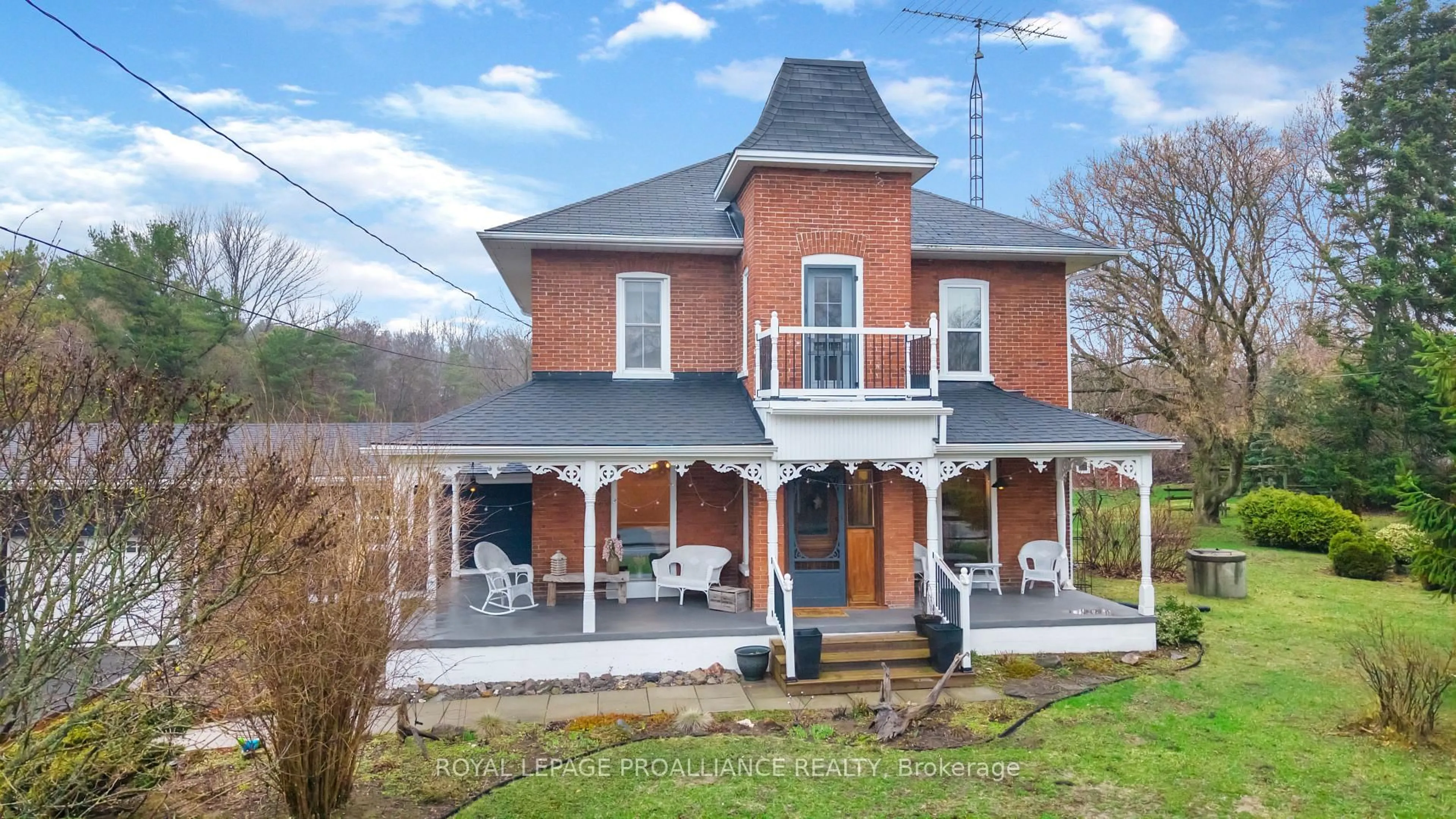 Home with brick exterior material, building for 16366 County Road 2 Rd, Trenton Ontario K8V 5P7