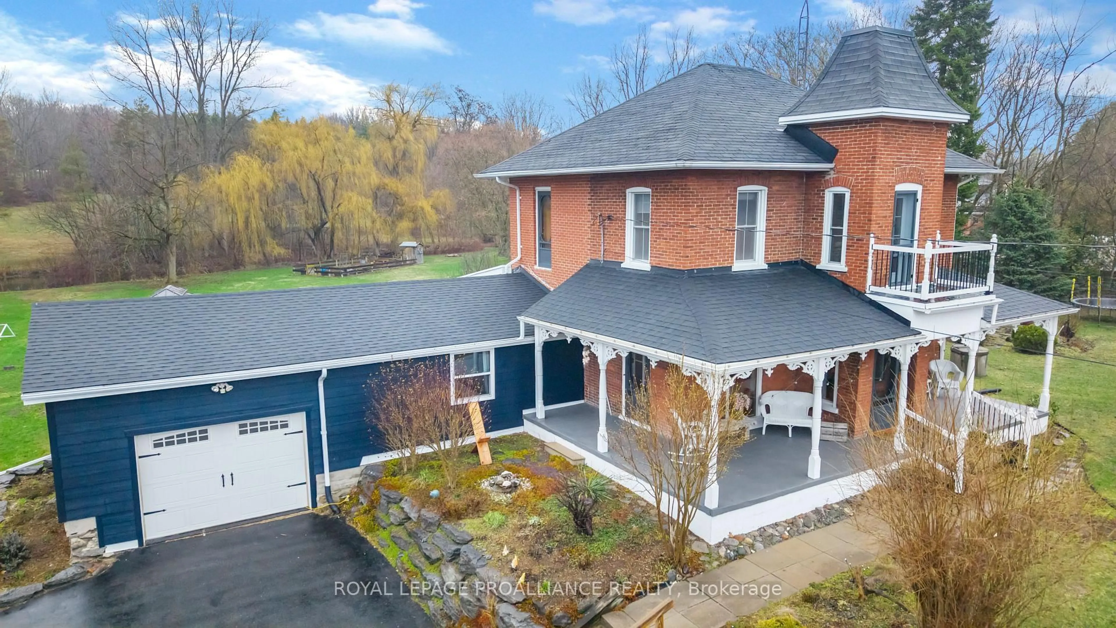 A pic from outside/outdoor area/front of a property/back of a property/a pic from drone, unknown for 16366 County Road 2 Rd, Trenton Ontario K8V 5P7