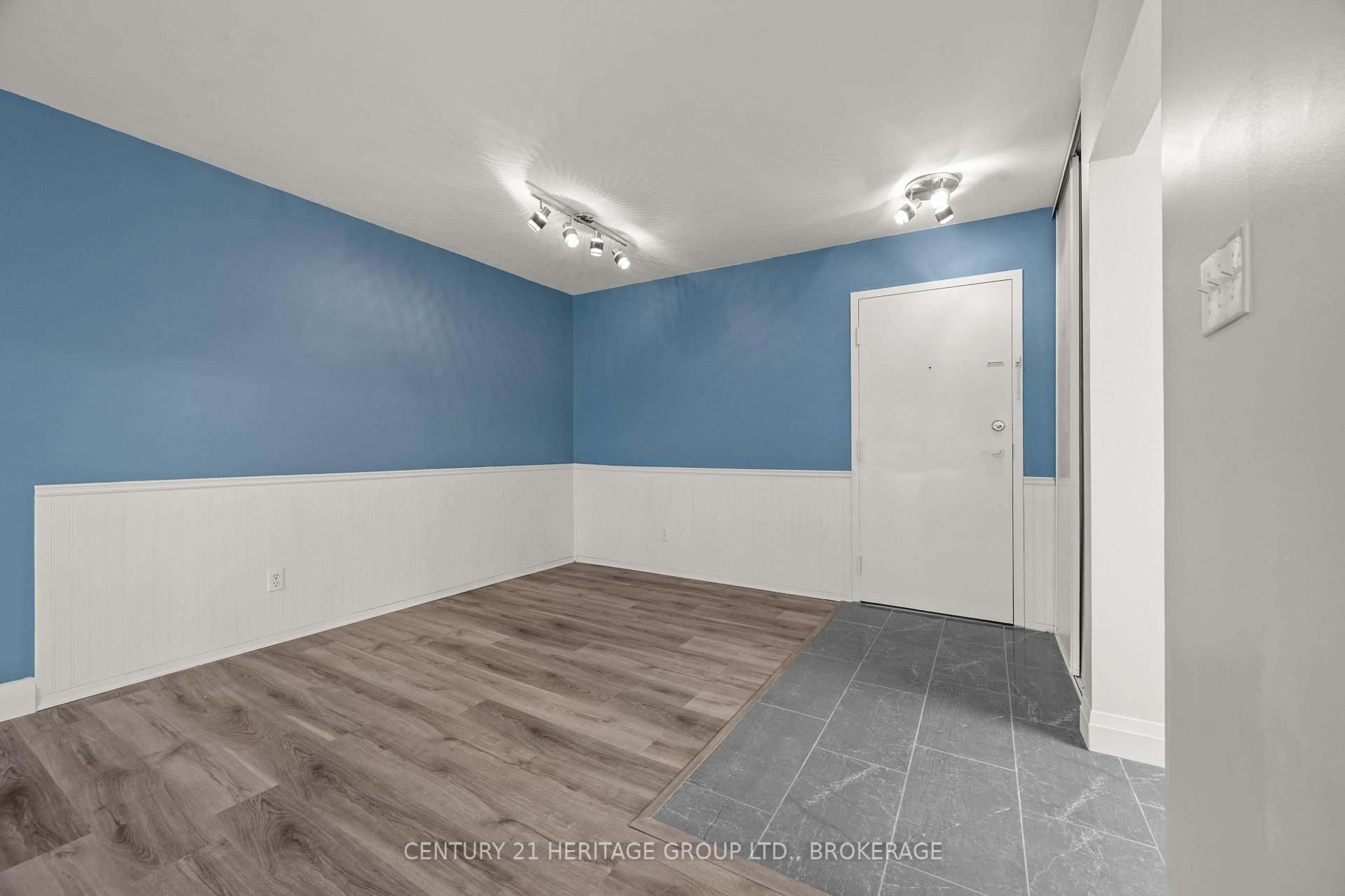 A pic of a room for 561 Armstrong Rd #202, Kingston Ontario K7M 8J9