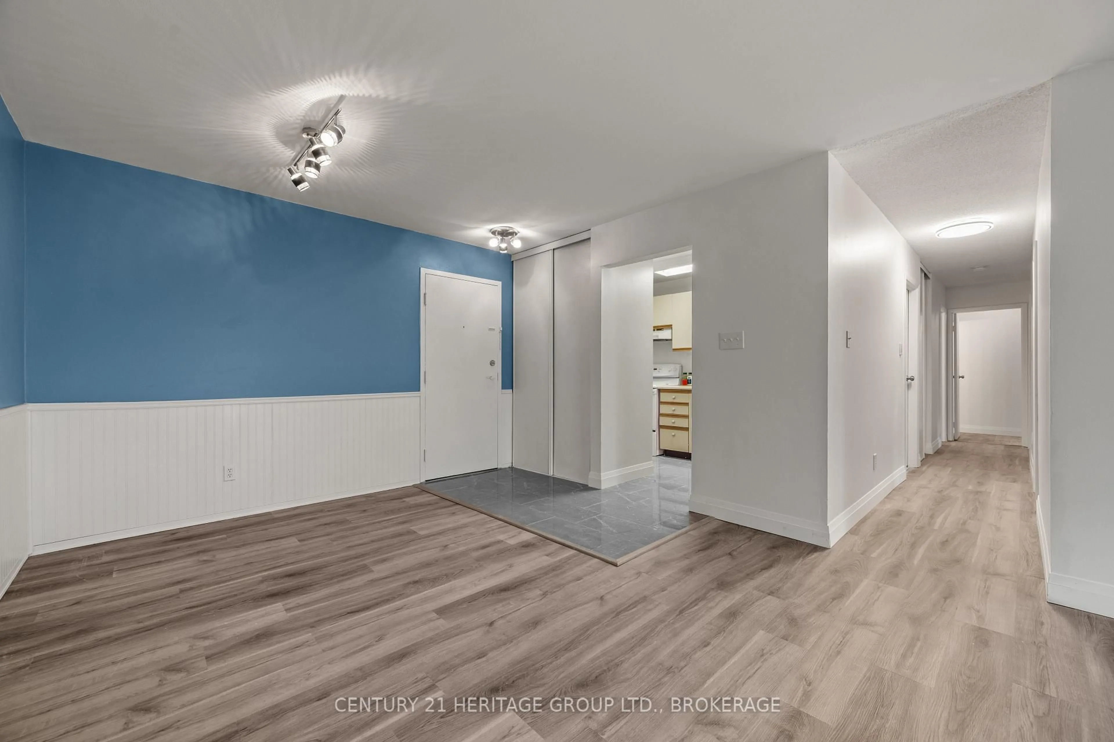 Unknown for 561 Armstrong Rd #202, Kingston Ontario K7M 8J9