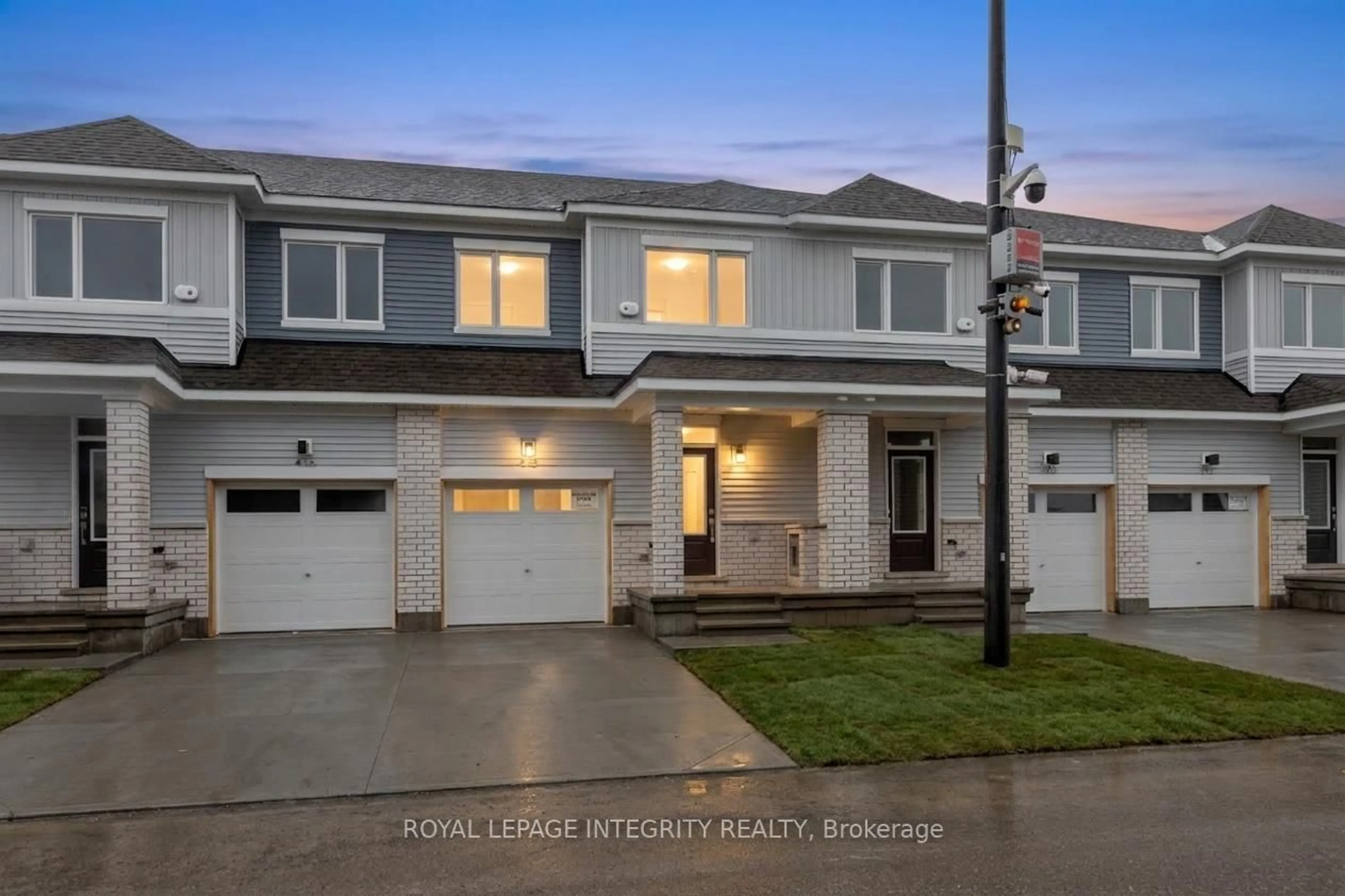 Unknown for 418 Les Emmerson Dr, Ottawa Ontario K2J 4J4