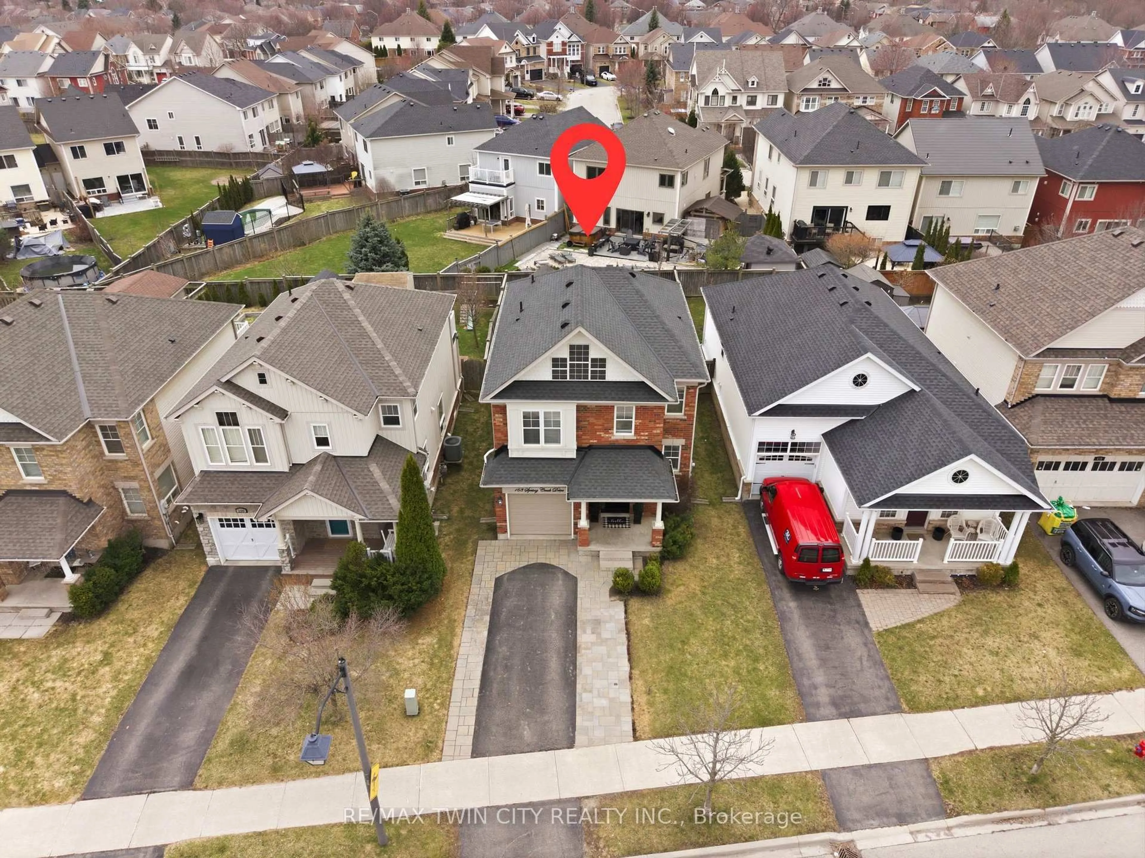 A pic from outside/outdoor area/front of a property/back of a property/a pic from drone, street for 163 Spring Creek Dr, Hamilton Ontario L0R 2H8