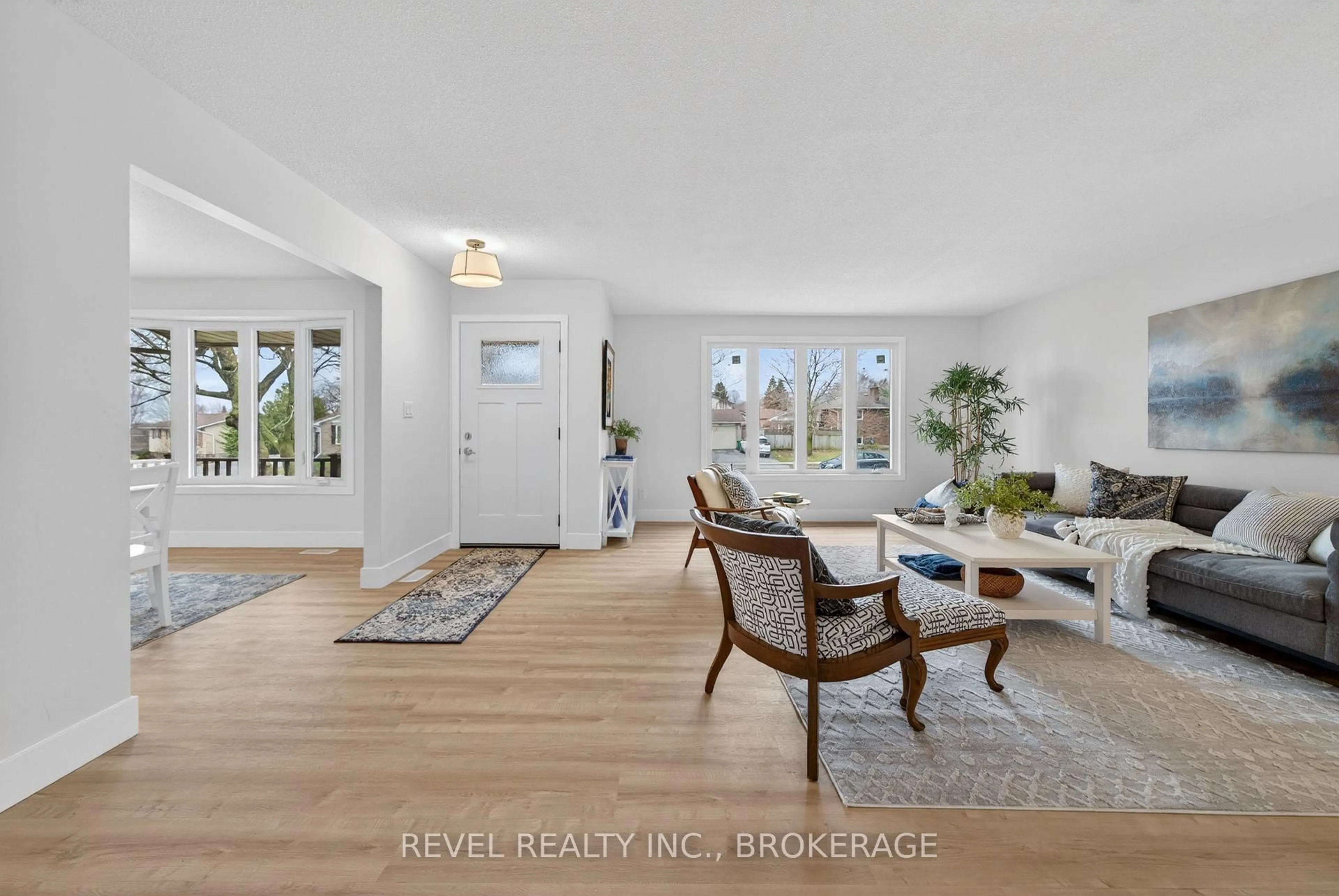 Indoor entryway for 786 Milford Dr, Kingston Ontario K7P 1A8