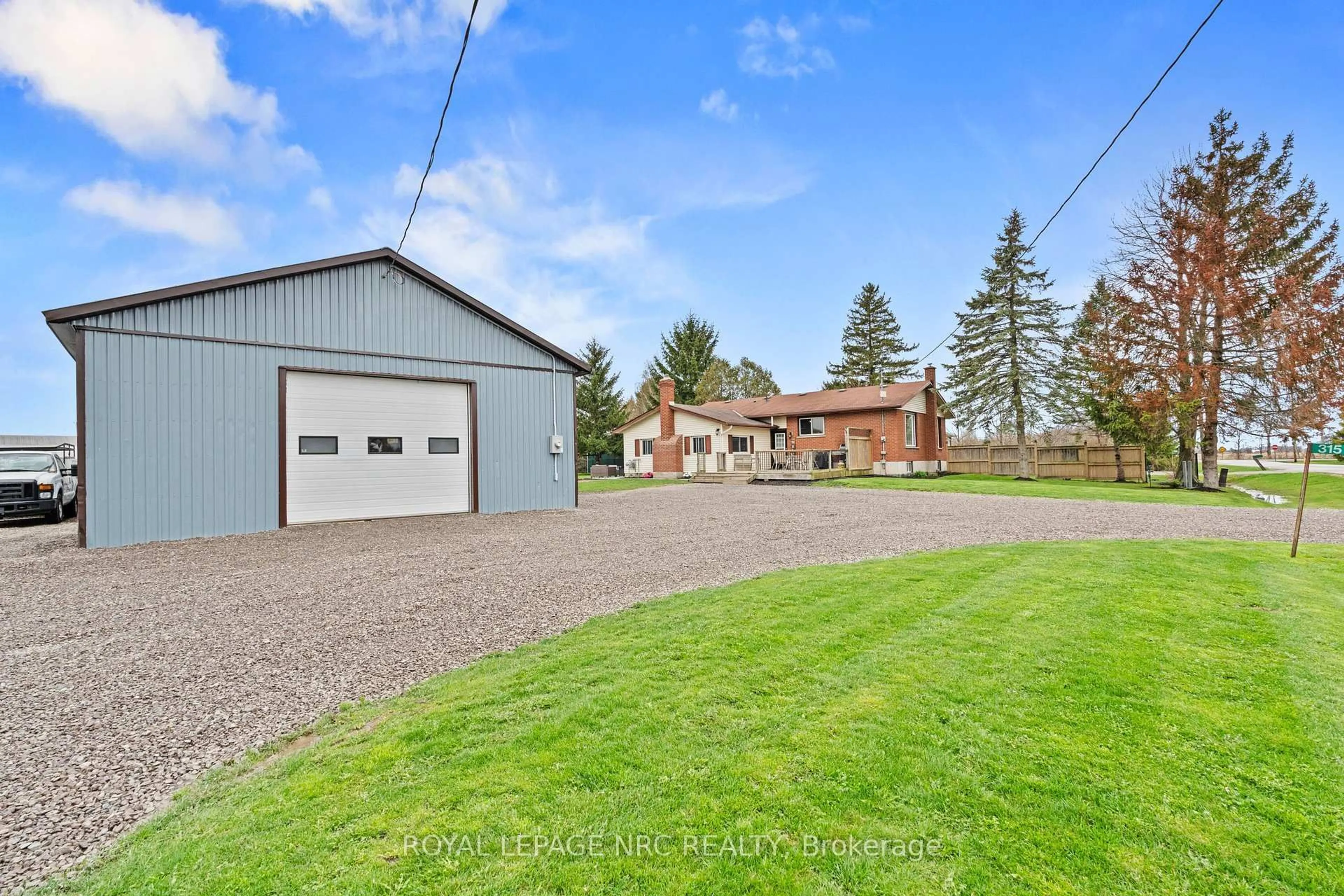 A pic from outside/outdoor area/front of a property/back of a property/a pic from drone, street for 315 Mclaughlin Rd, Haldimand Ontario N1A 2W7