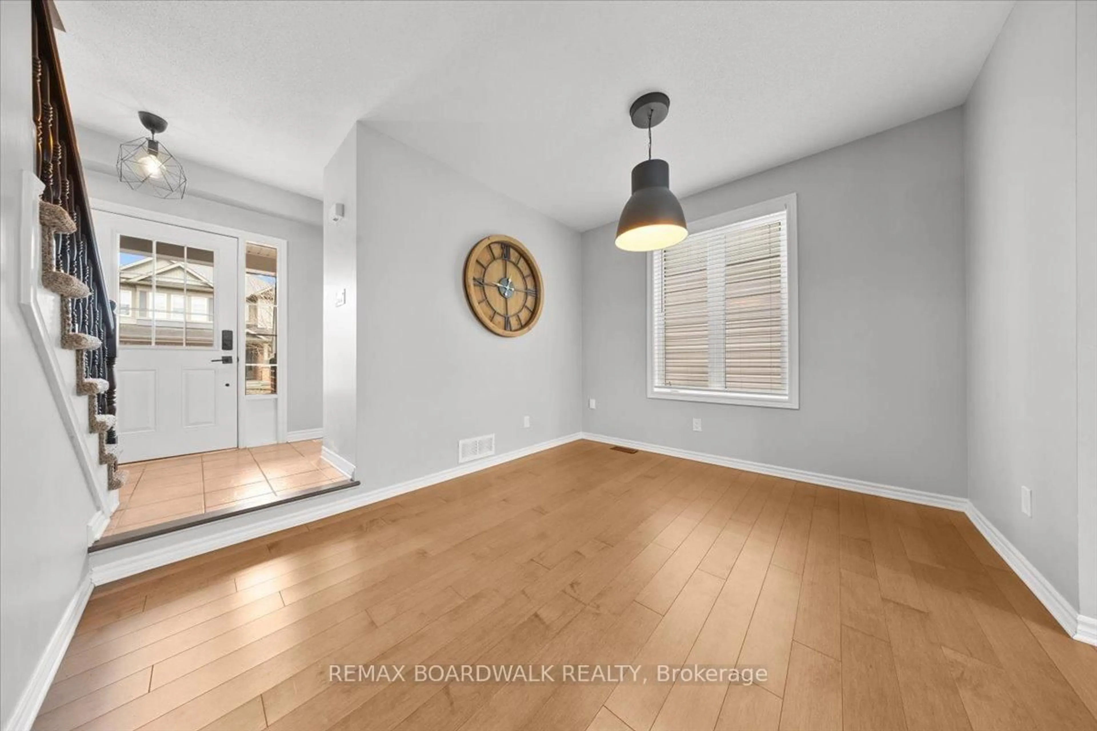 Unknown for 232 Burnaby Dr, Ottawa Ontario K2S 0J9