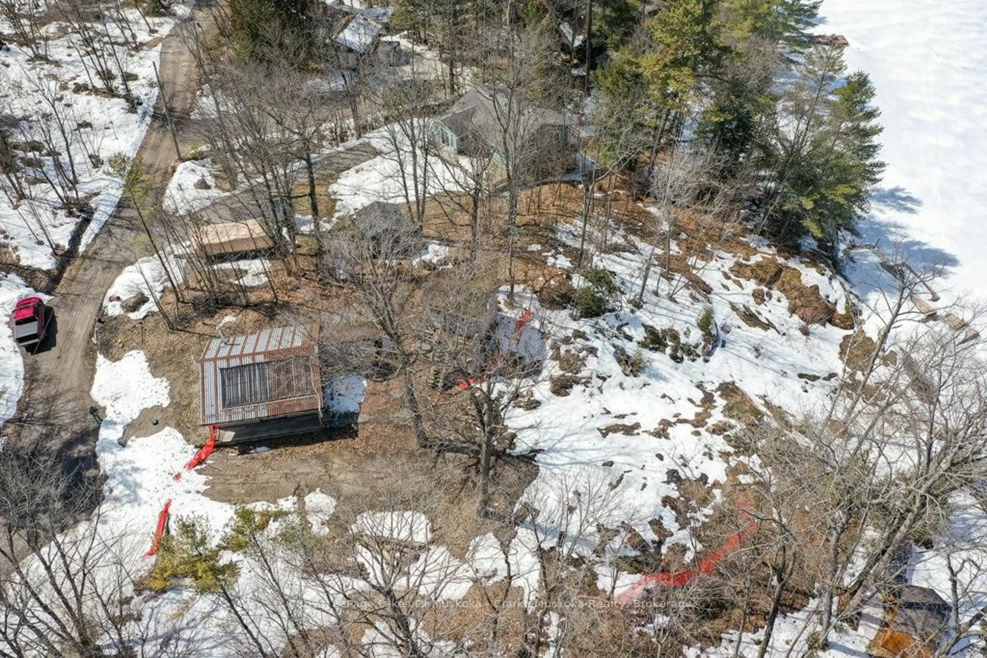 A pic from outside/outdoor area/front of a property/back of a property/a pic from drone, forest/trees view for 482 Kings Farm Rd, Georgian Bay Ontario L0K 1S0