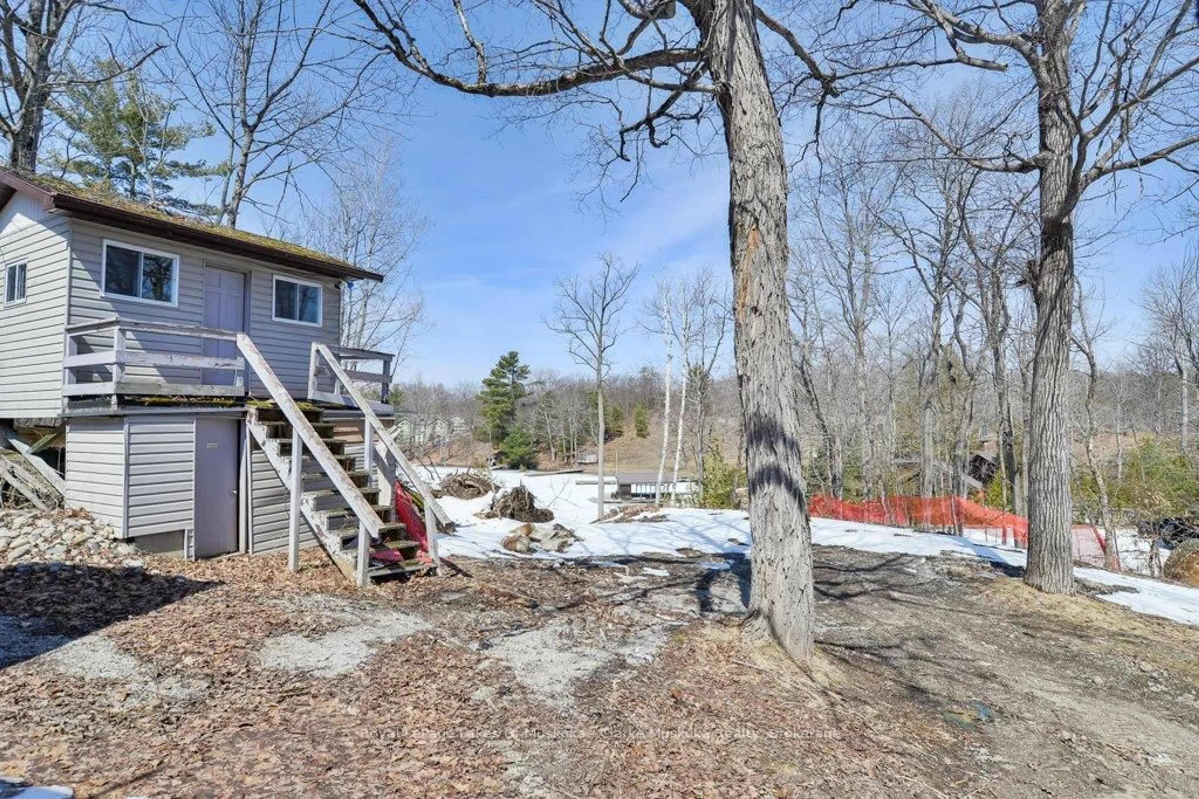 A pic from outside/outdoor area/front of a property/back of a property/a pic from drone, forest/trees view for 482 Kings Farm Rd, Georgian Bay Ontario L0K 1S0