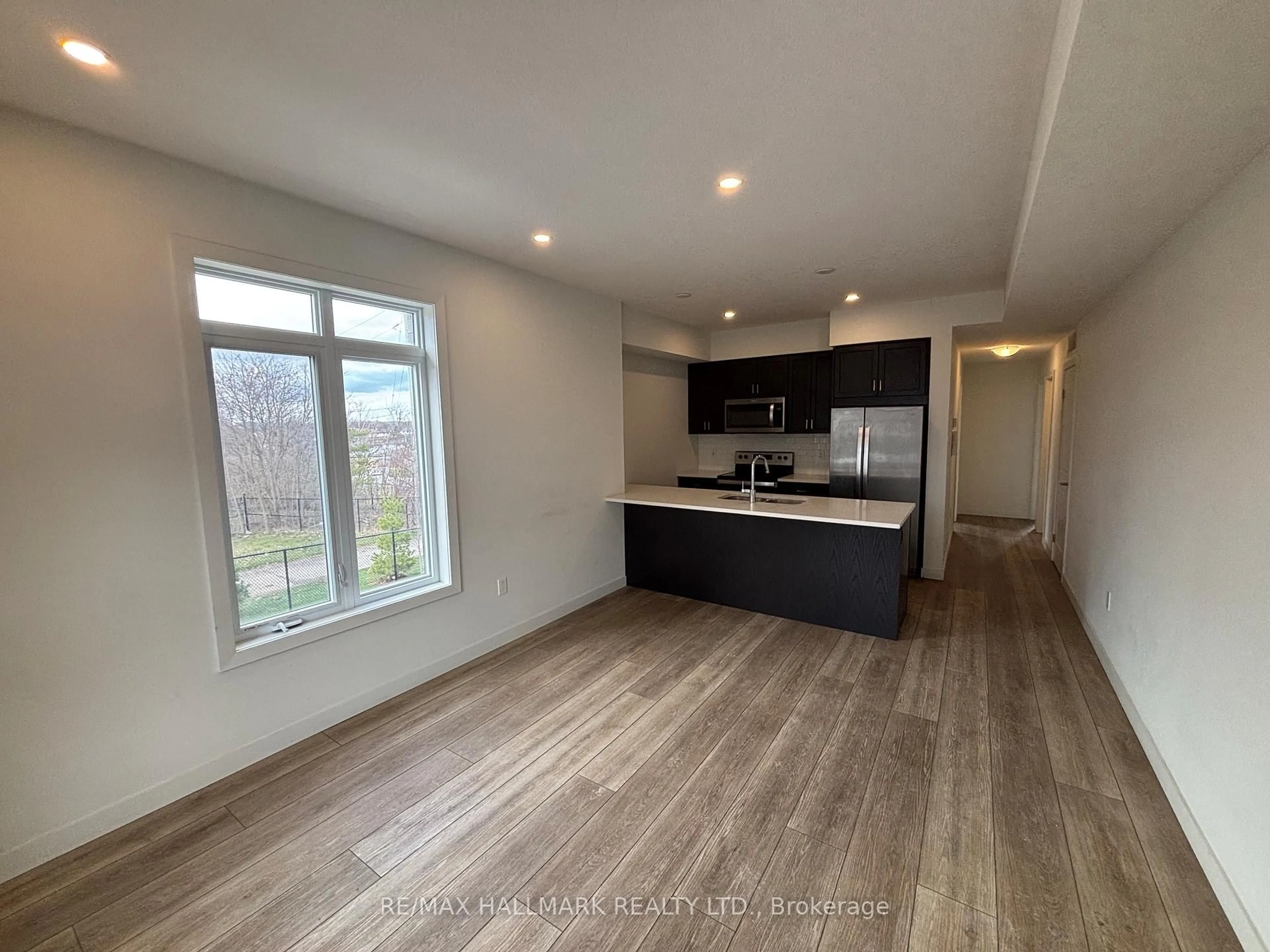 Open concept kitchen, unknown for 405 Myers Rd #2, Cambridge Ontario N1P 0B6