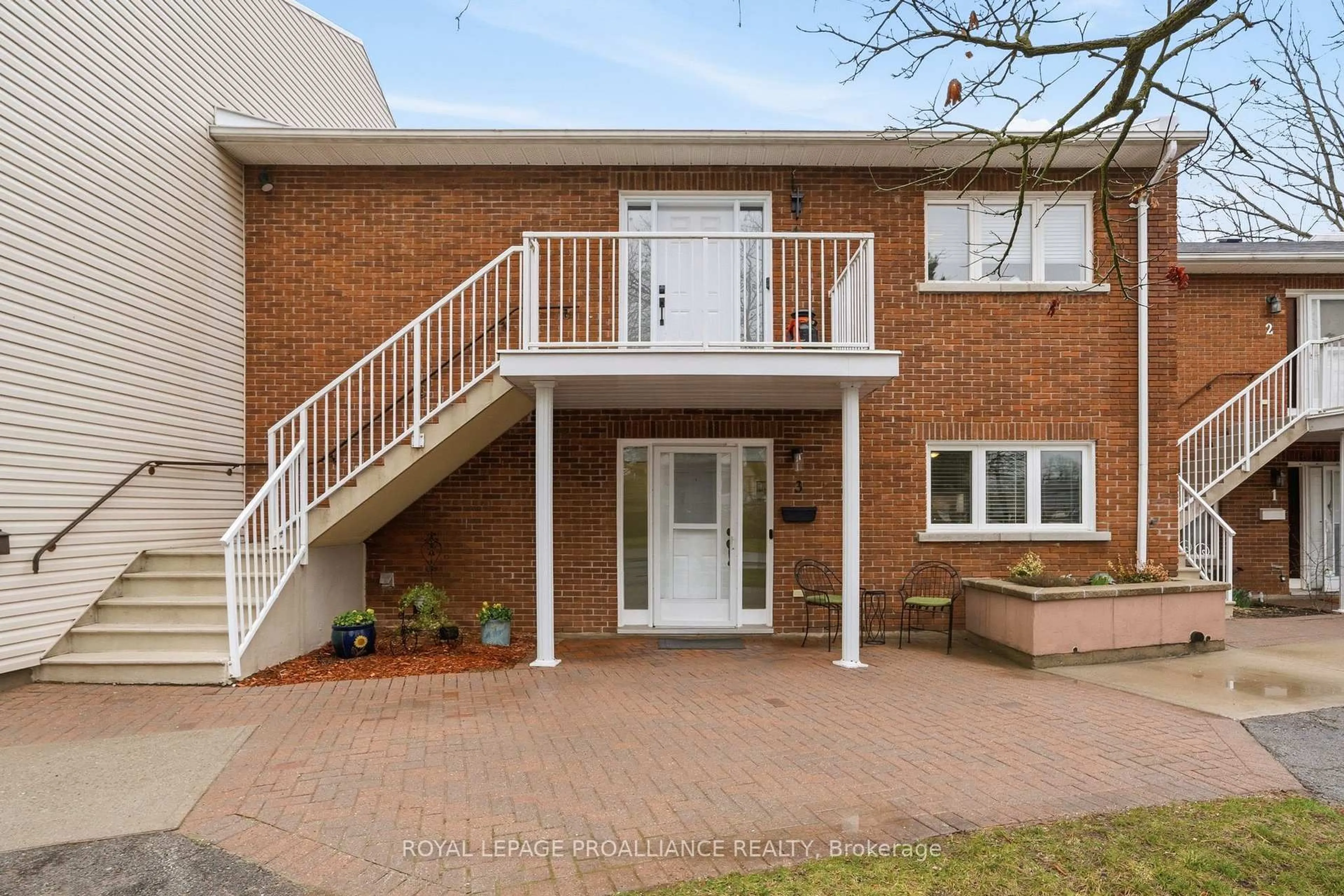 Unknown for 179 Herchimer Ave #3, Belleville Ontario K8N 4G7