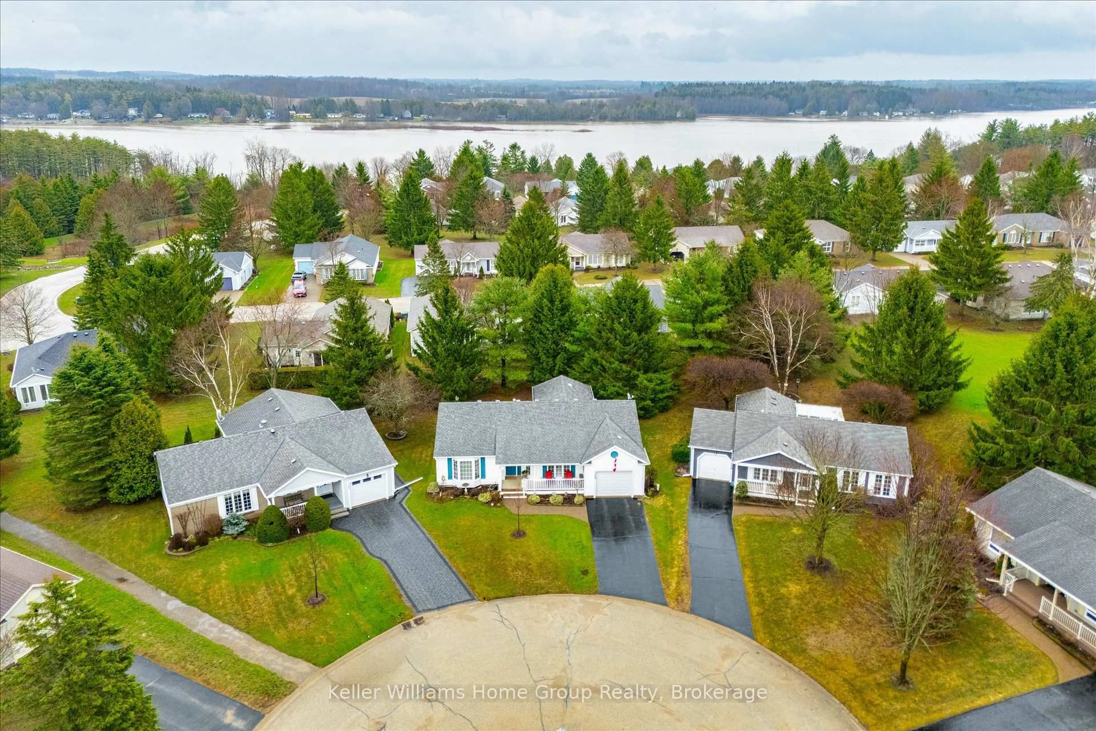 A pic from outside/outdoor area/front of a property/back of a property/a pic from drone, water/lake/river/ocean view for 129 Bristlecone Crt, Centre Wellington Ontario N0B 1J0