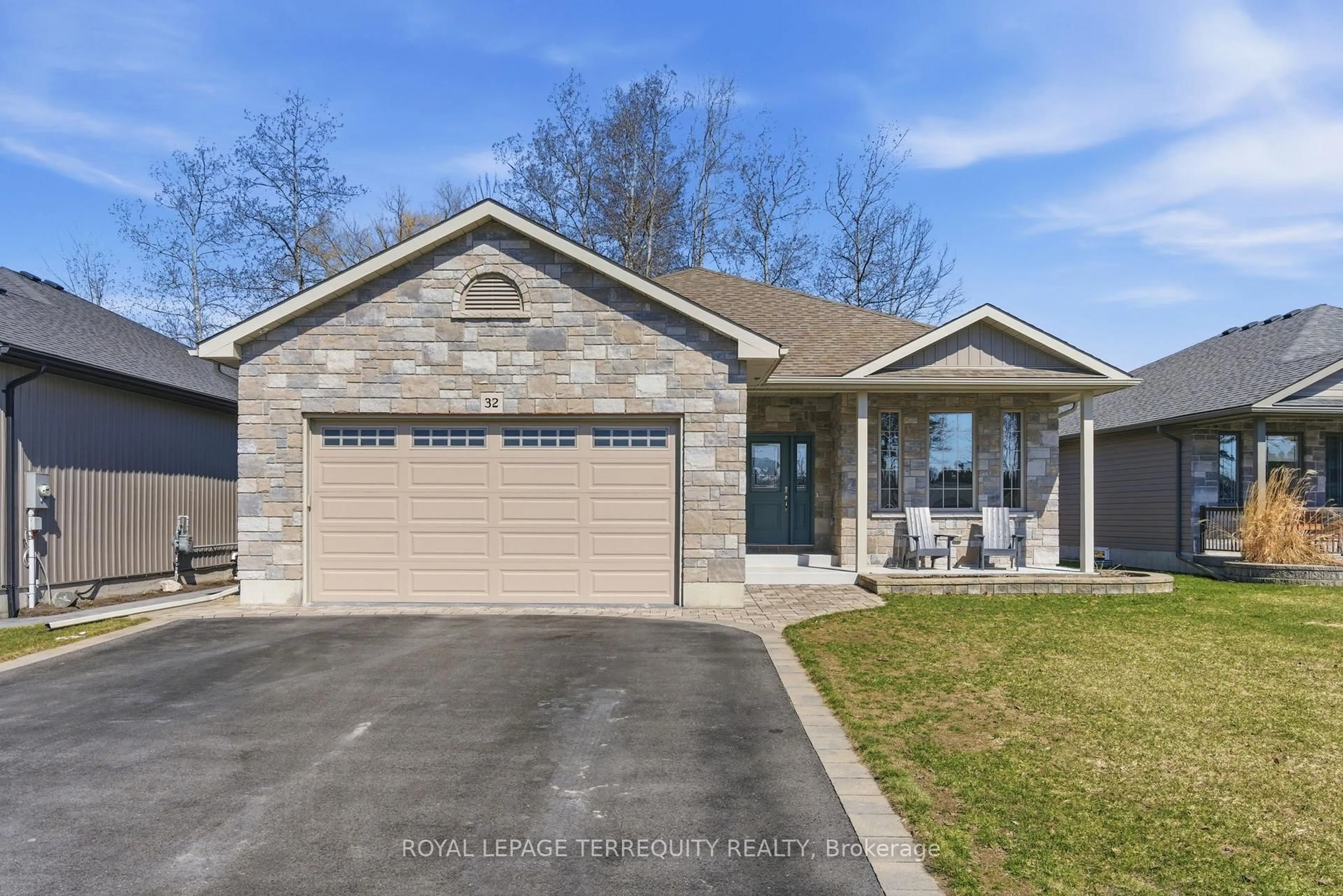 Home with brick exterior material, street for 32 Birchmount St, Quinte West Ontario K8V 0C6
