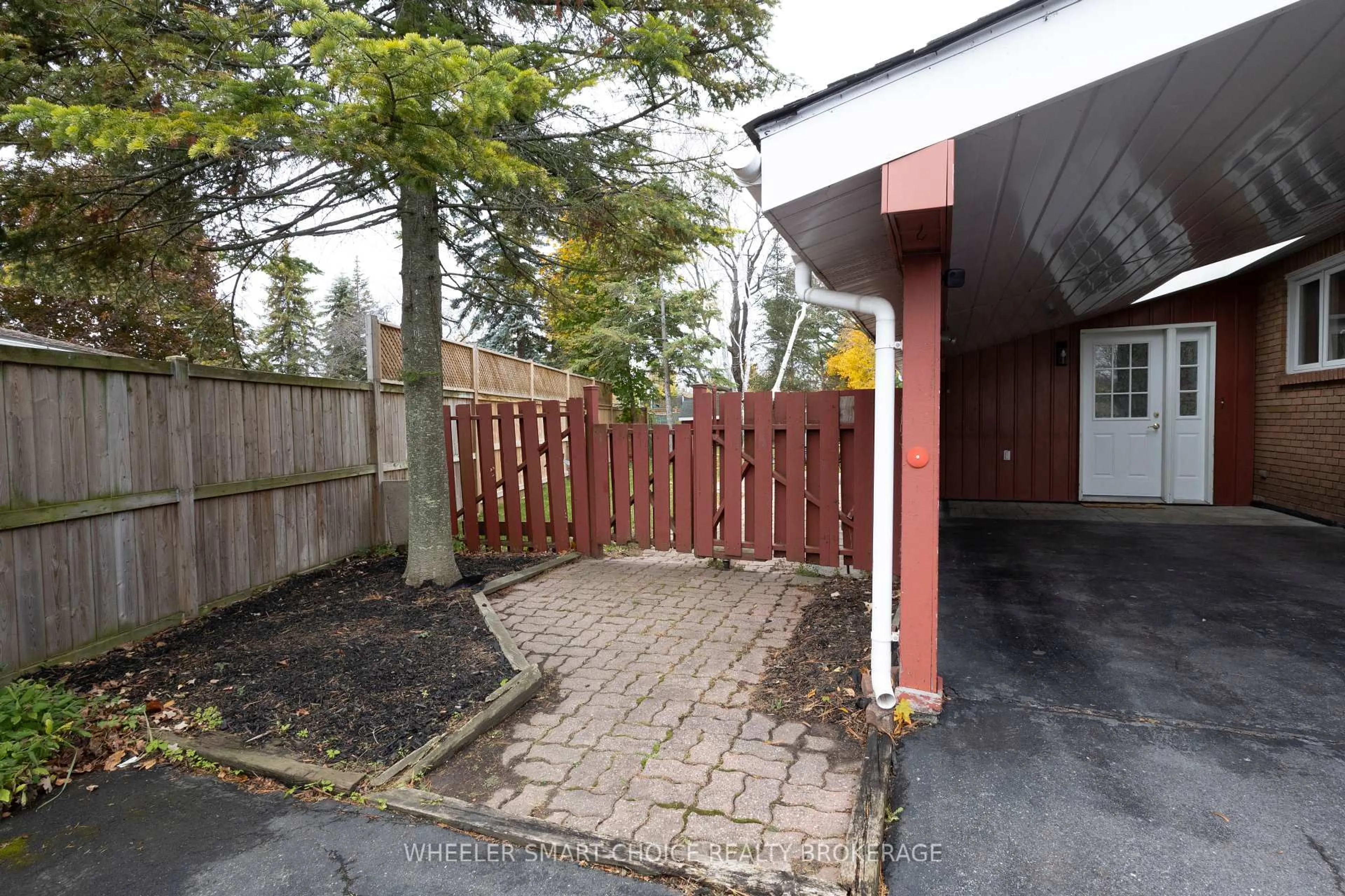 Patio, street for 1412 Boyd St, Cornwall Ontario K6J 1X1
