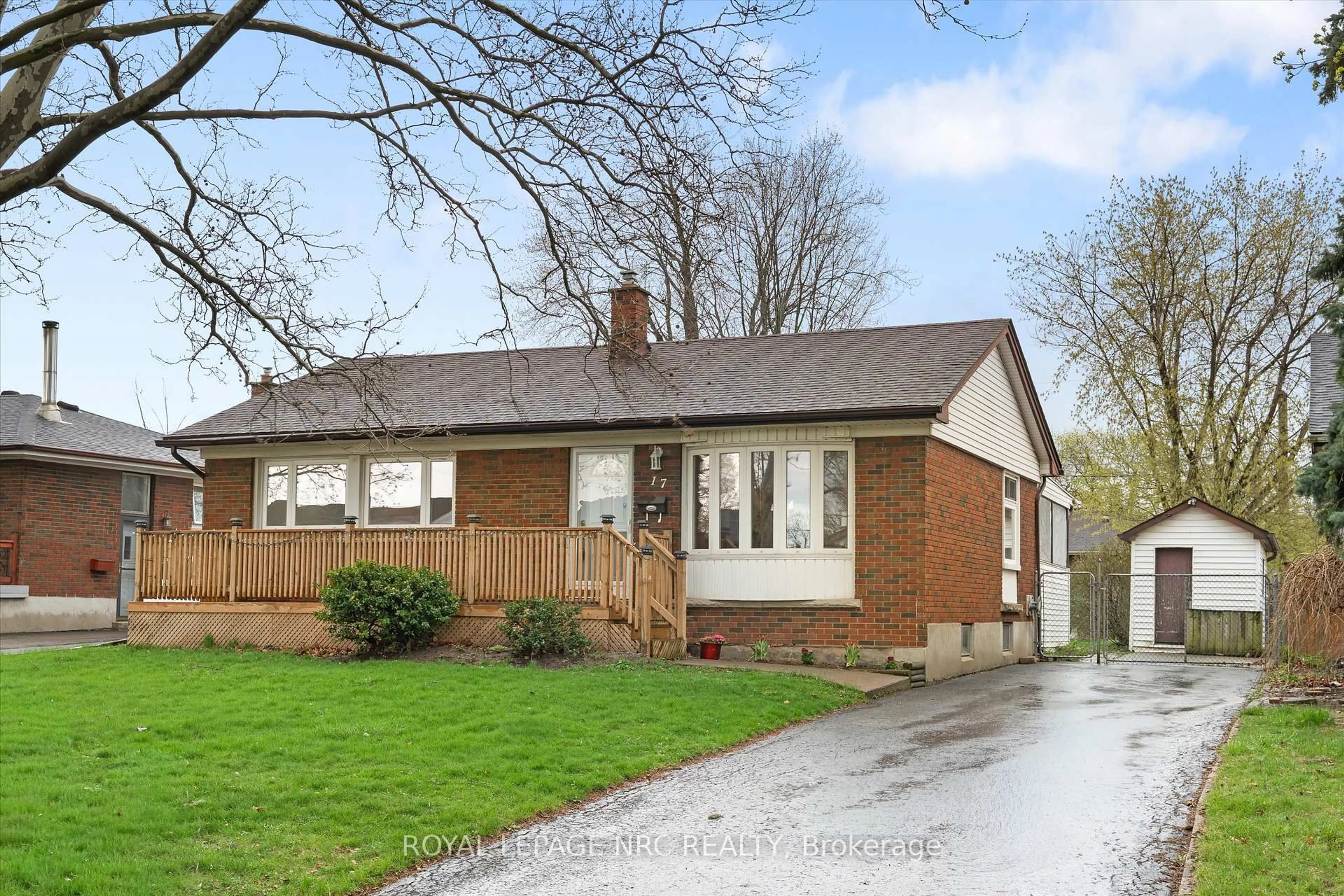 Home with brick exterior material, street for 17 Milton Rd, St. Catharines Ontario L2P 3E7
