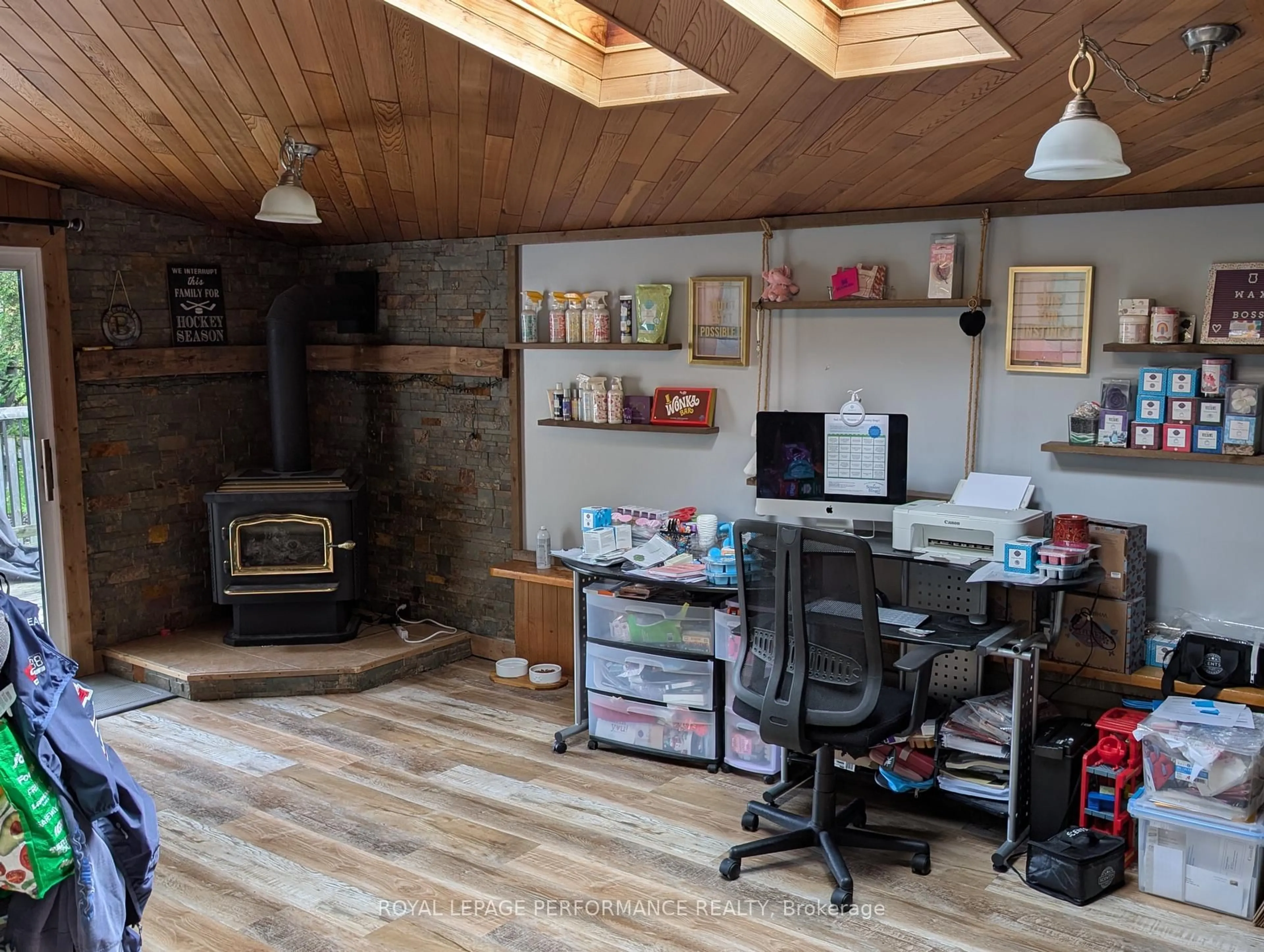 A pic of a room for 320 Baldwin Ave, Cornwall Ontario K6H 4J5