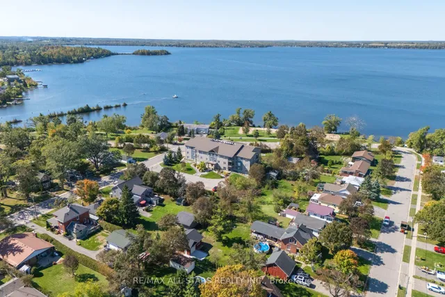 94 Francis St #104, Kawartha Lakes 3