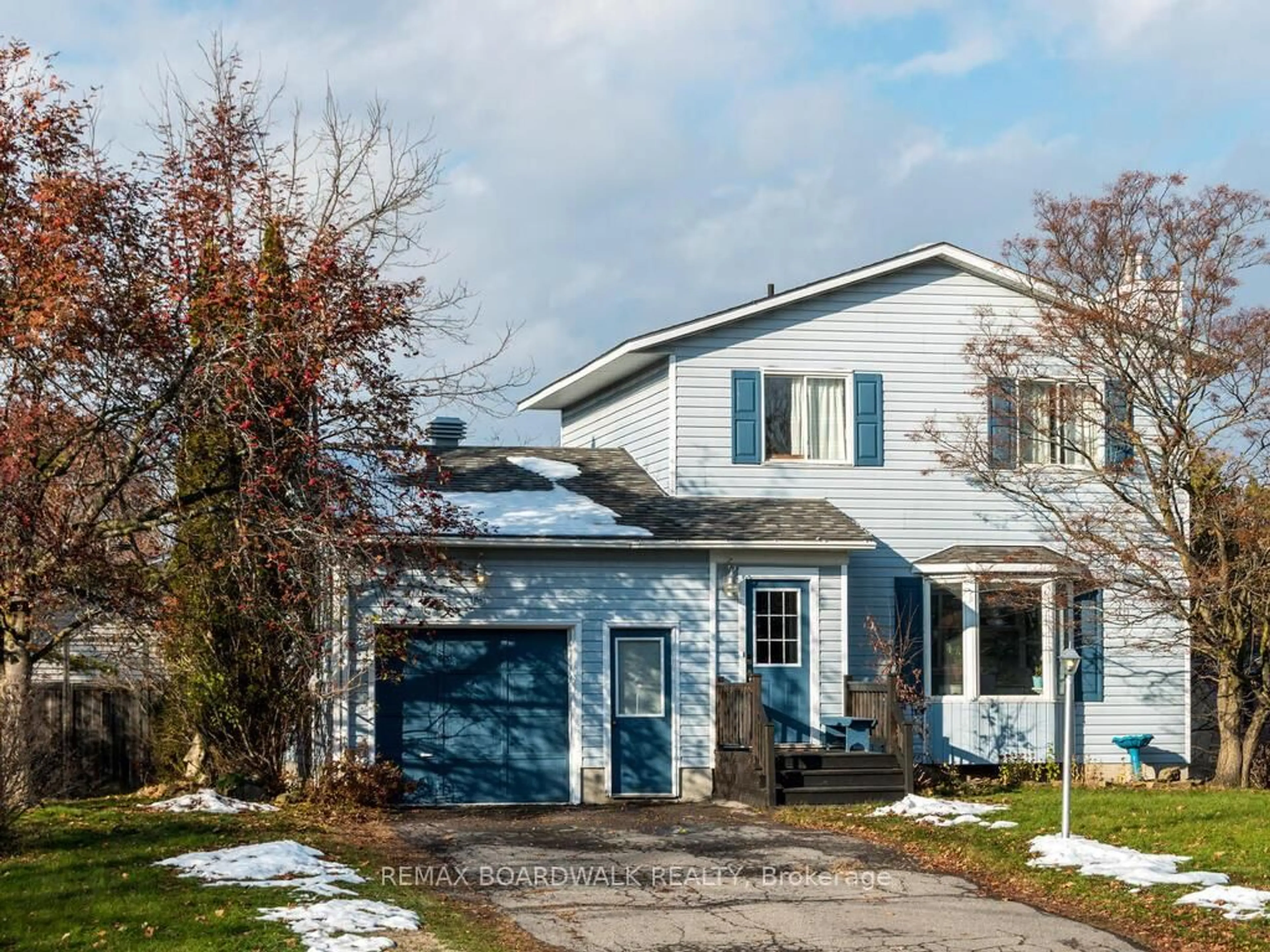Home with vinyl exterior material, street for 15 Terry Fox Ave, Carleton Place Ontario K7C 4G2