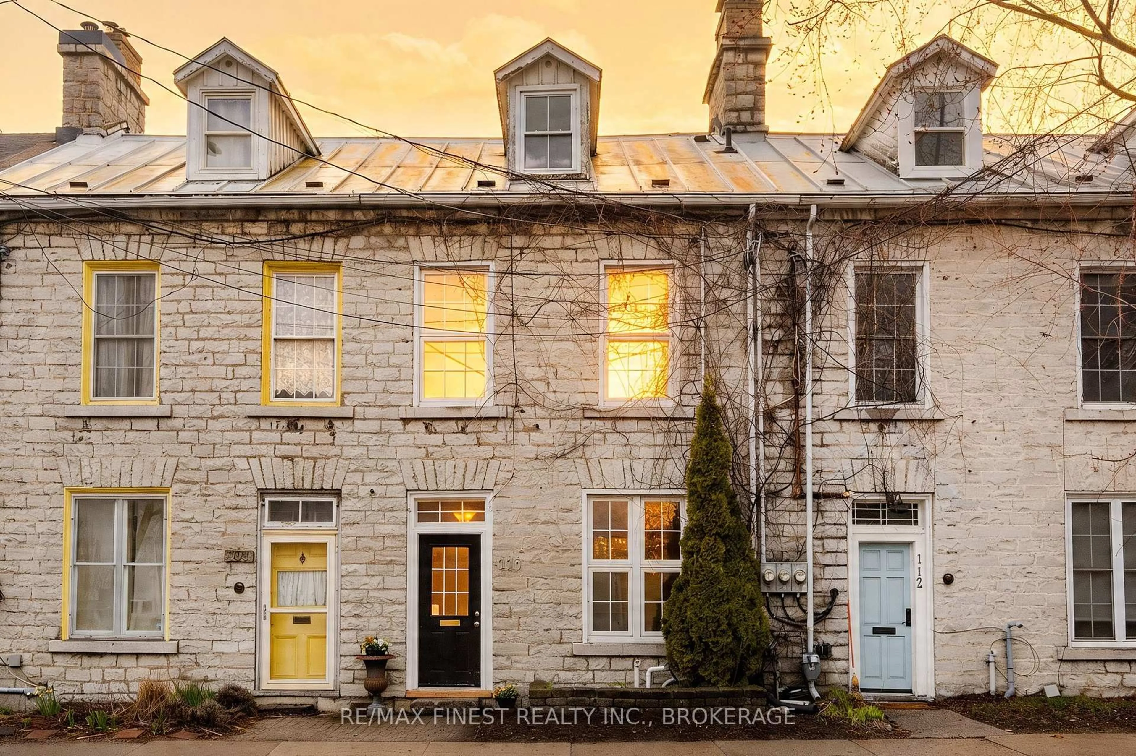 A pic from outside/outdoor area/front of a property/back of a property/a pic from drone, street for 110 Yonge St, Kingston Ontario K7M 1E7