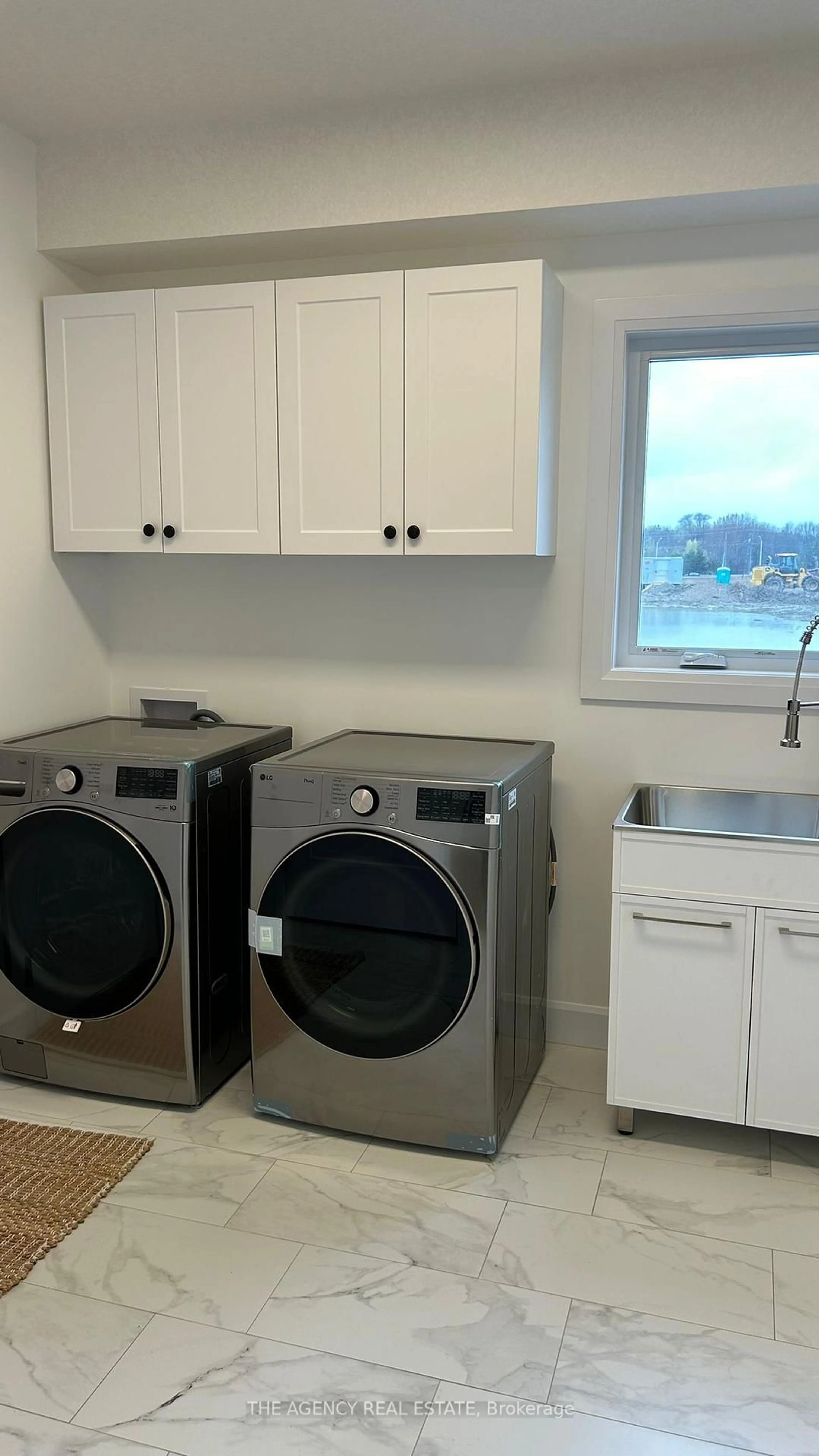 Laundry room for 3140 Regiment Rd, London South Ontario N6P 0H2