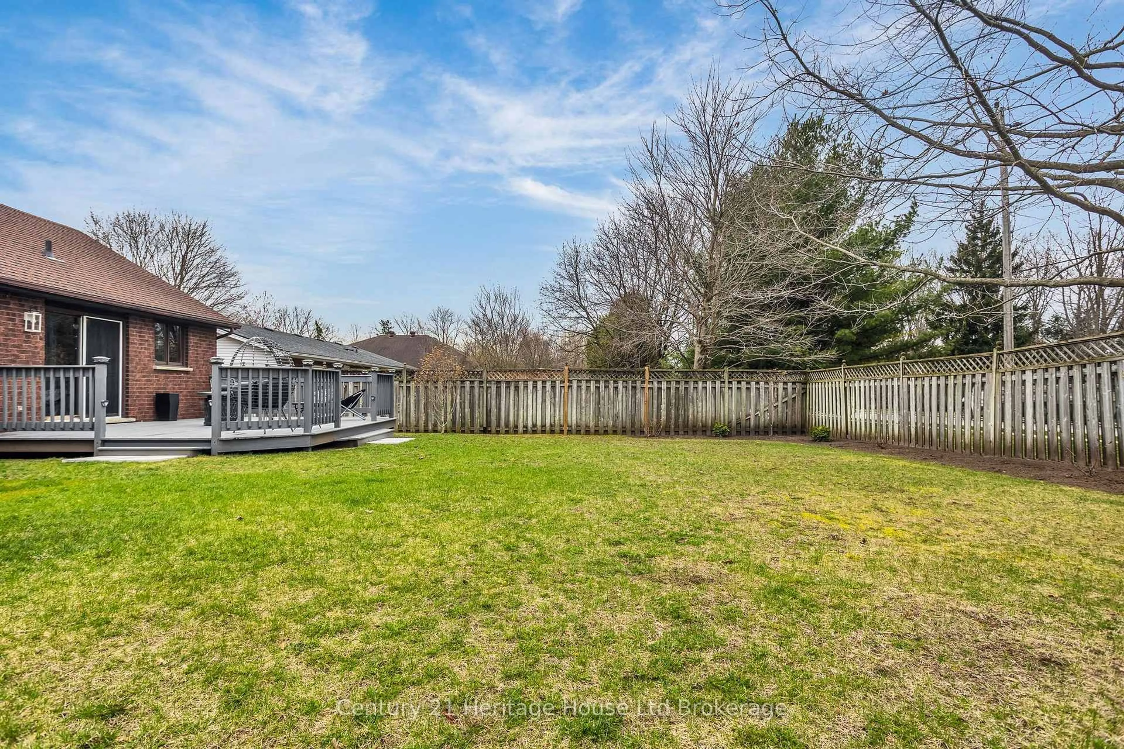 Patio, unknown for 15 Gibson Dr, Tillsonburg Ontario N4G 5G4