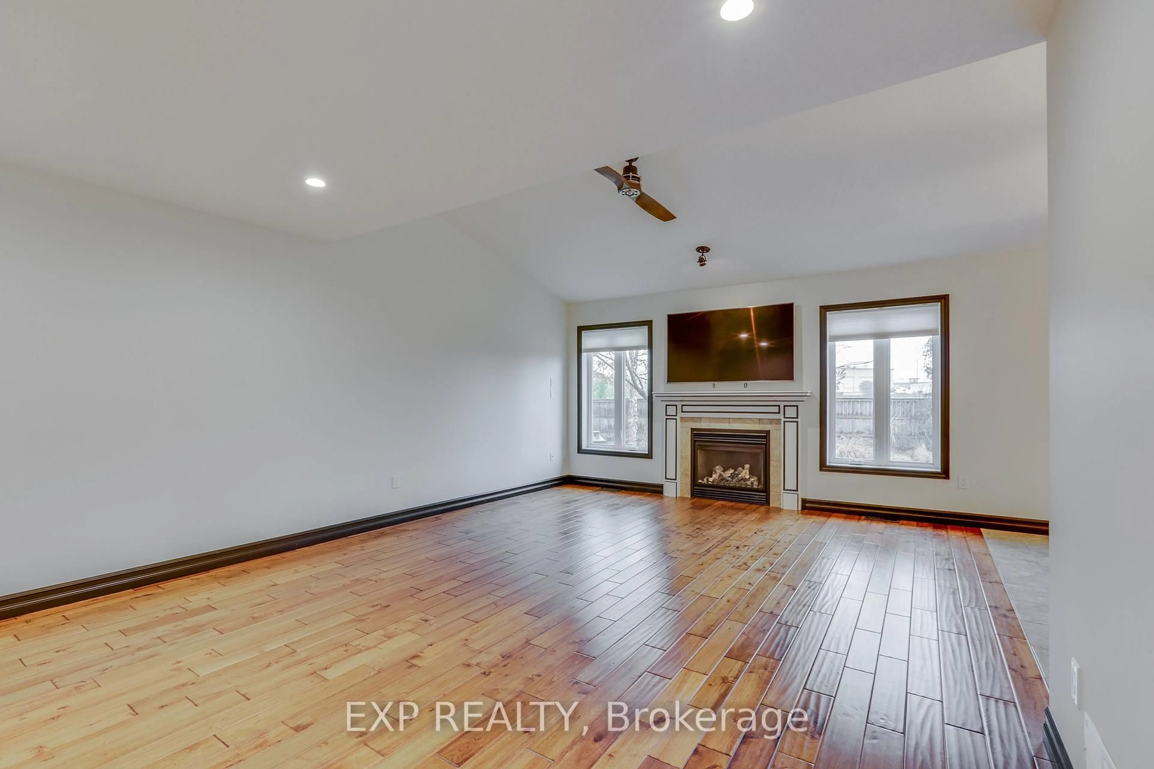 A pic of a room for 2701 Bateman Tr, London South Ontario N6L 0A9