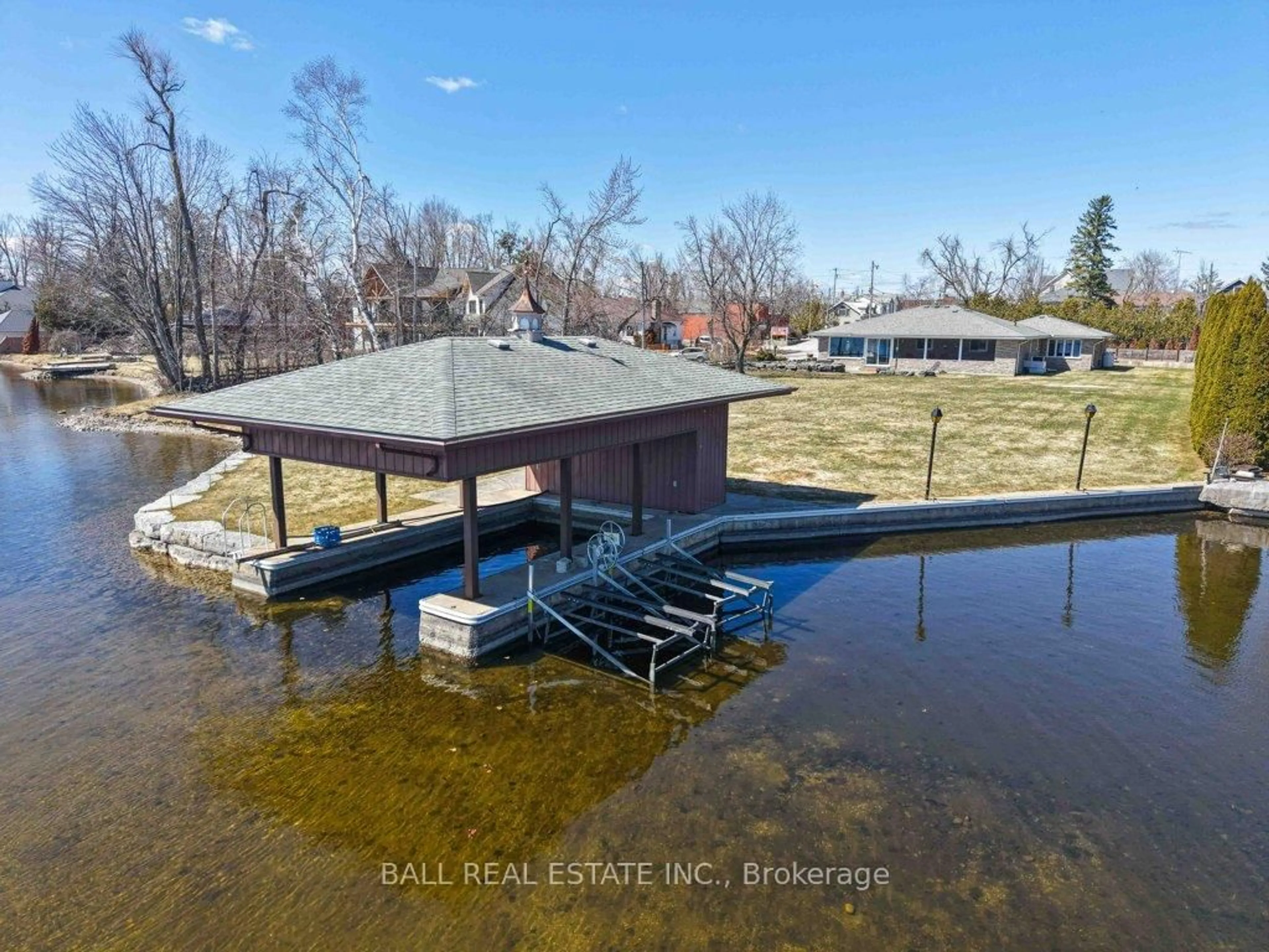A pic from outside/outdoor area/front of a property/back of a property/a pic from drone, water/lake/river/ocean view for 118 & 120 Bolton St, Kawartha Lakes Ontario K0M 1A0