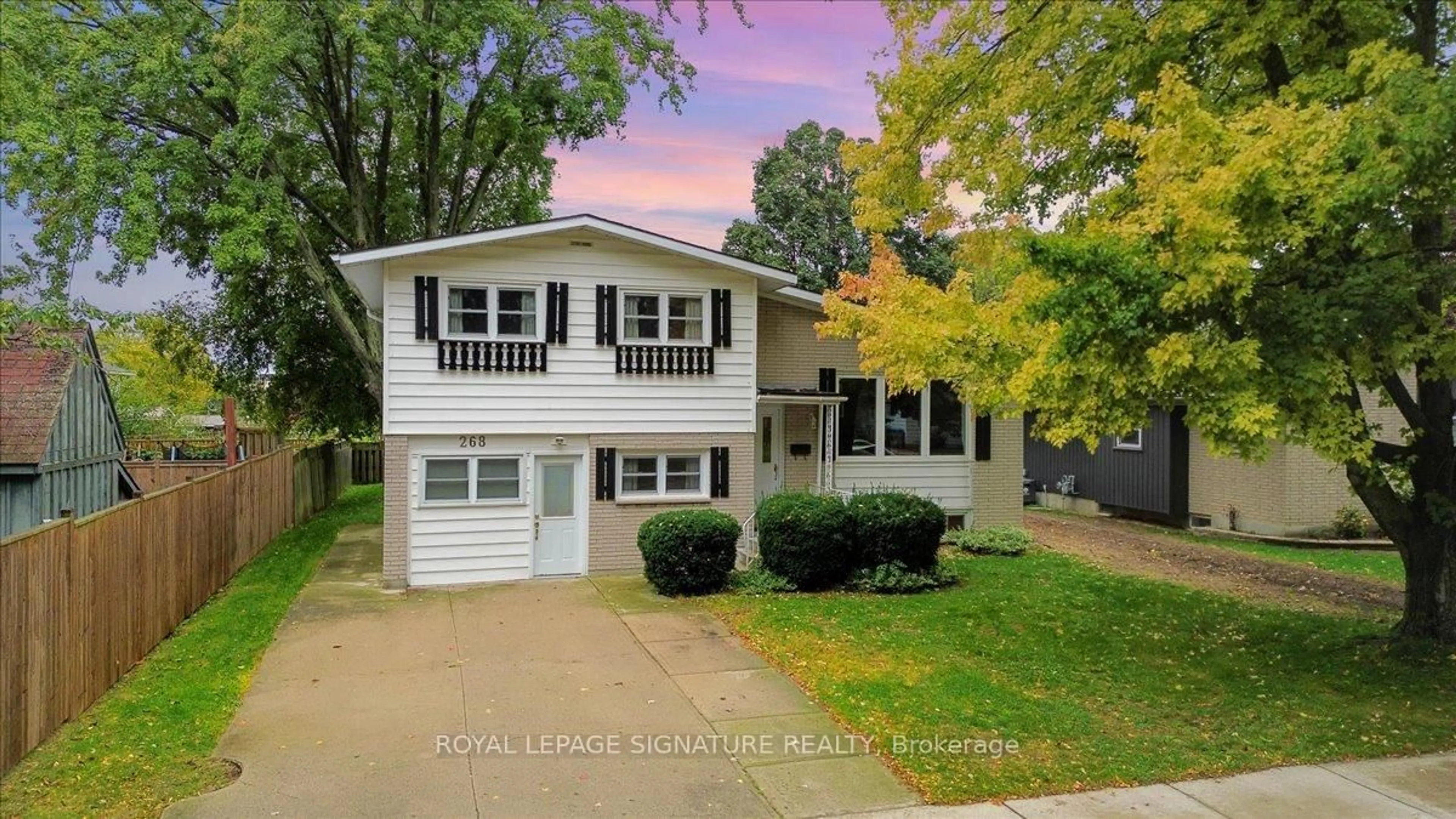 Home with vinyl exterior material, street for 268 Cameron St, Goderich Ontario N7A 3L3