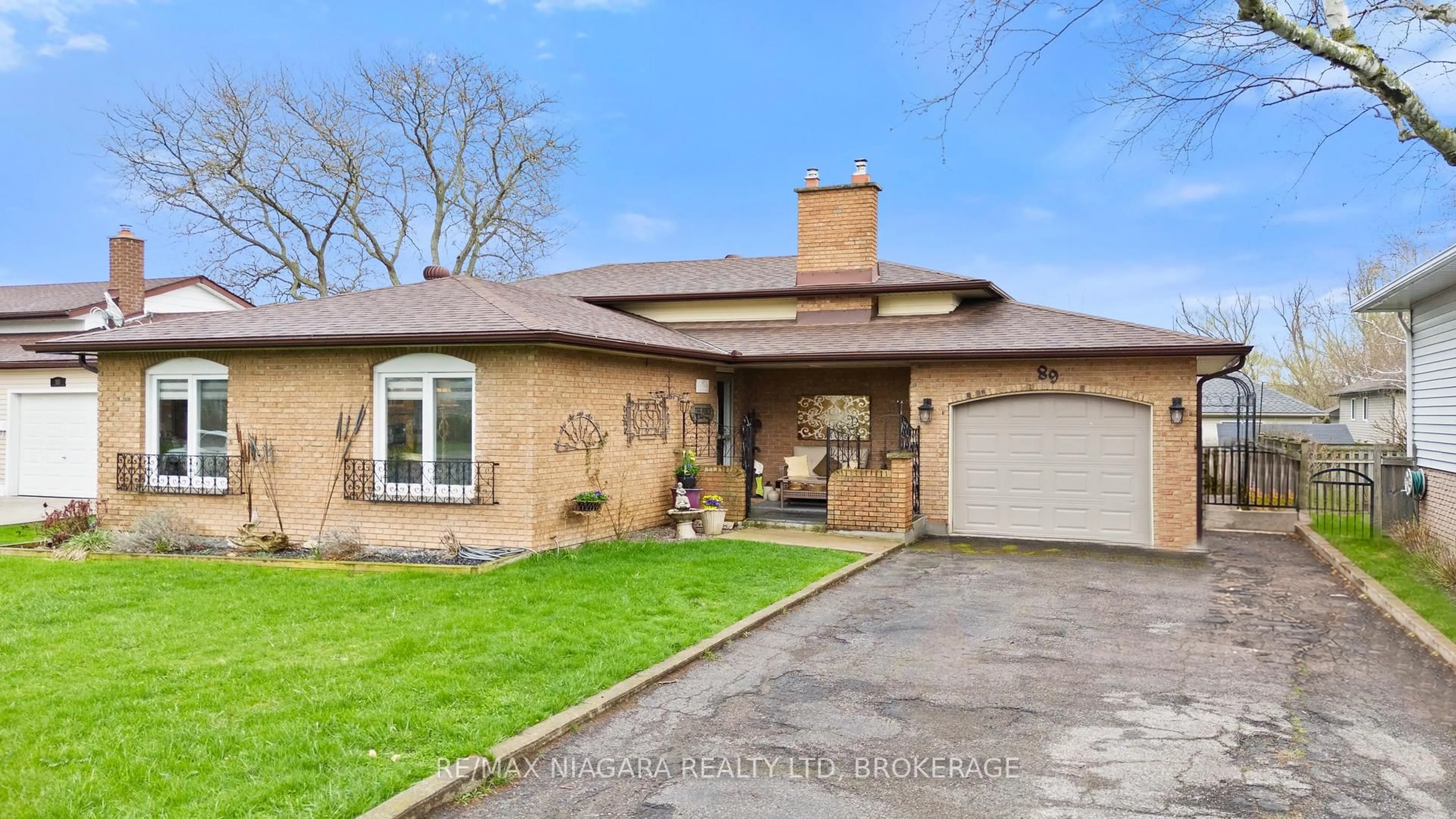 Home with brick exterior material, street for 89 Endicott Terr, Welland Ontario L3C 5S3