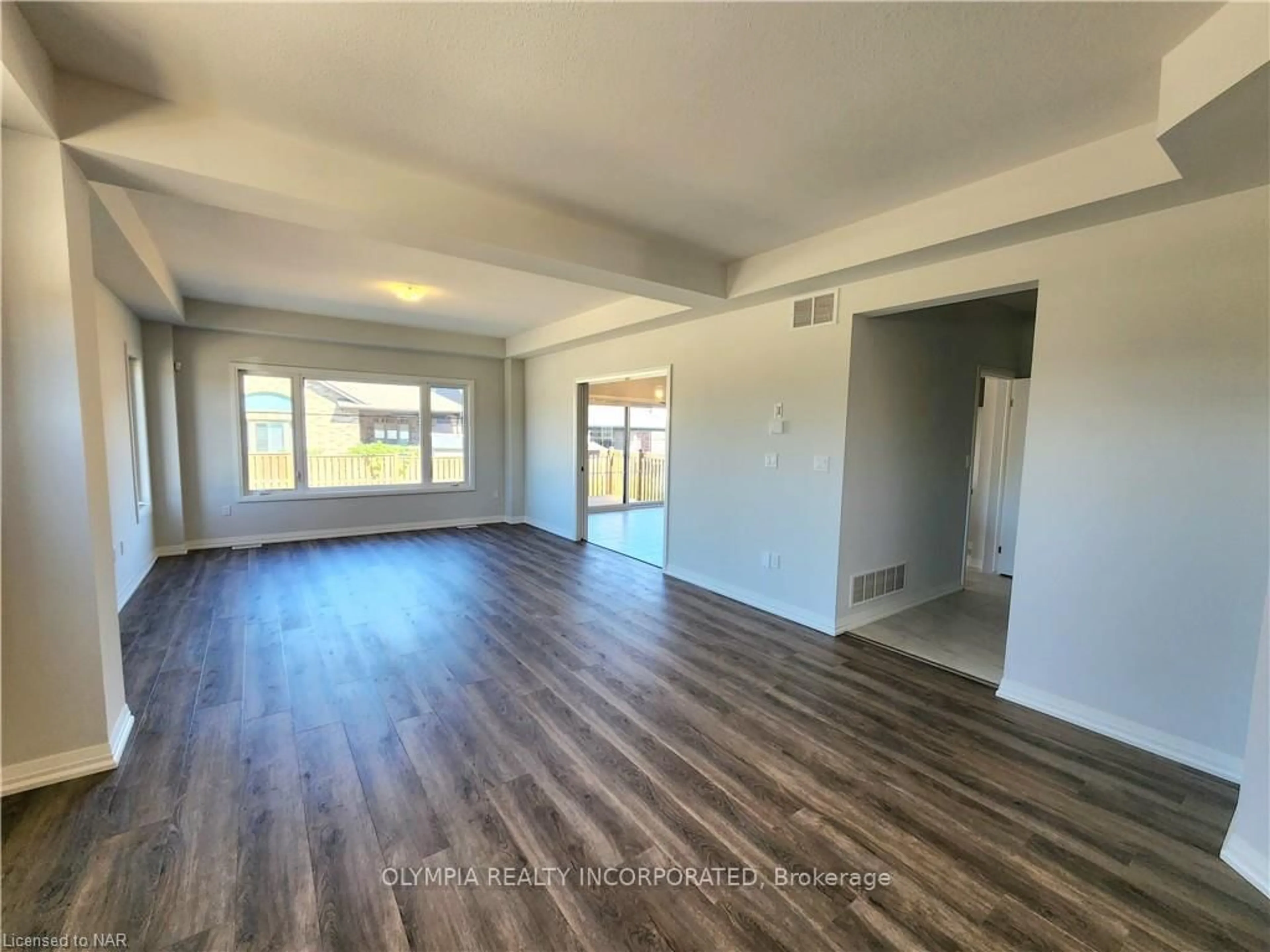 A pic of a room for 47 Samuel Ave, Pelham Ontario L3E 0G9