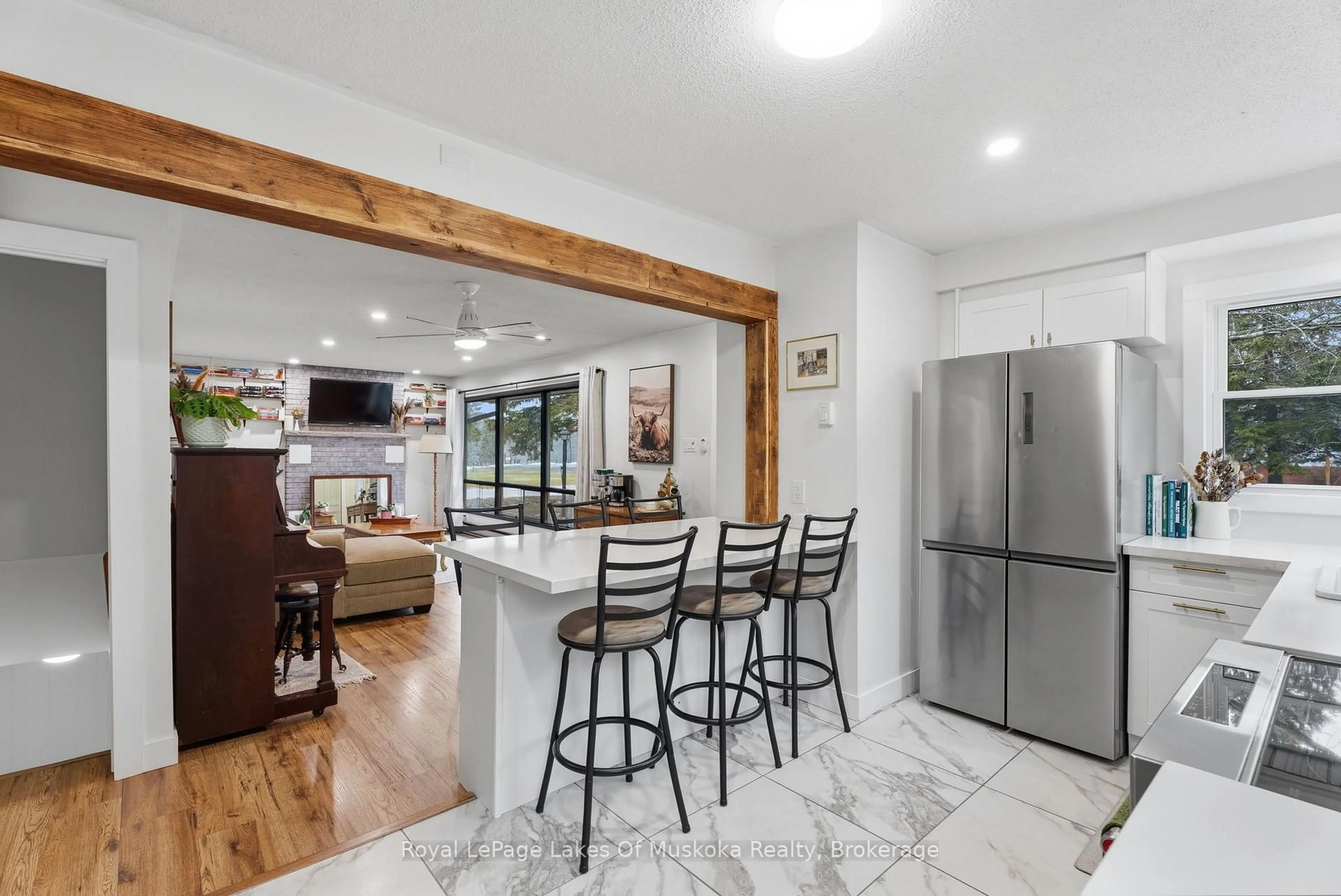 Open concept kitchen, ceramic/tile floor for 42 Riverside Dr, Huntsville Ontario P1H 1R6