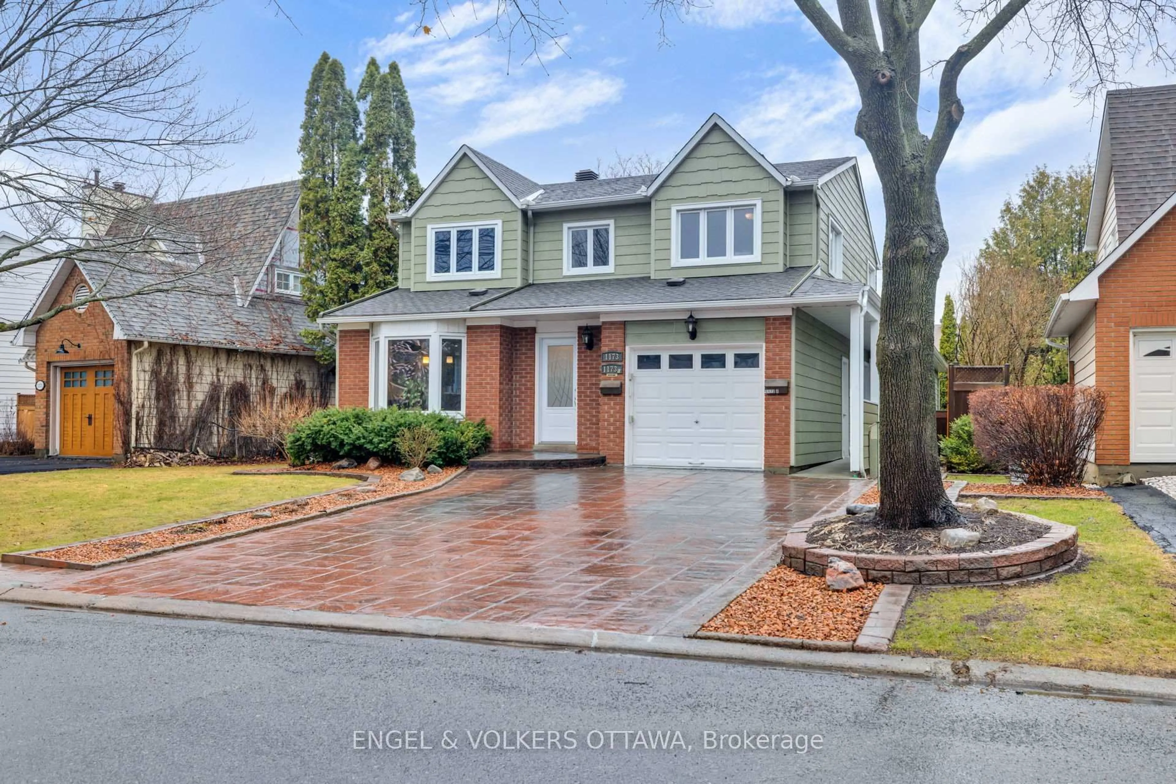Home with brick exterior material, street for 1173 St Jerome Cres, Ottawa Ontario K1C 2A7