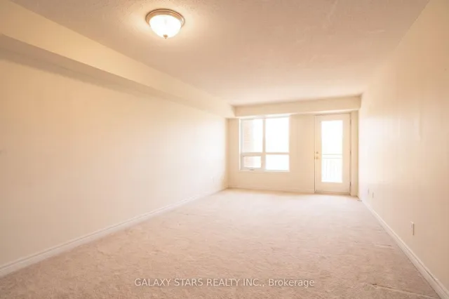 120 Grant Carman Dr #902, Ottawa 4