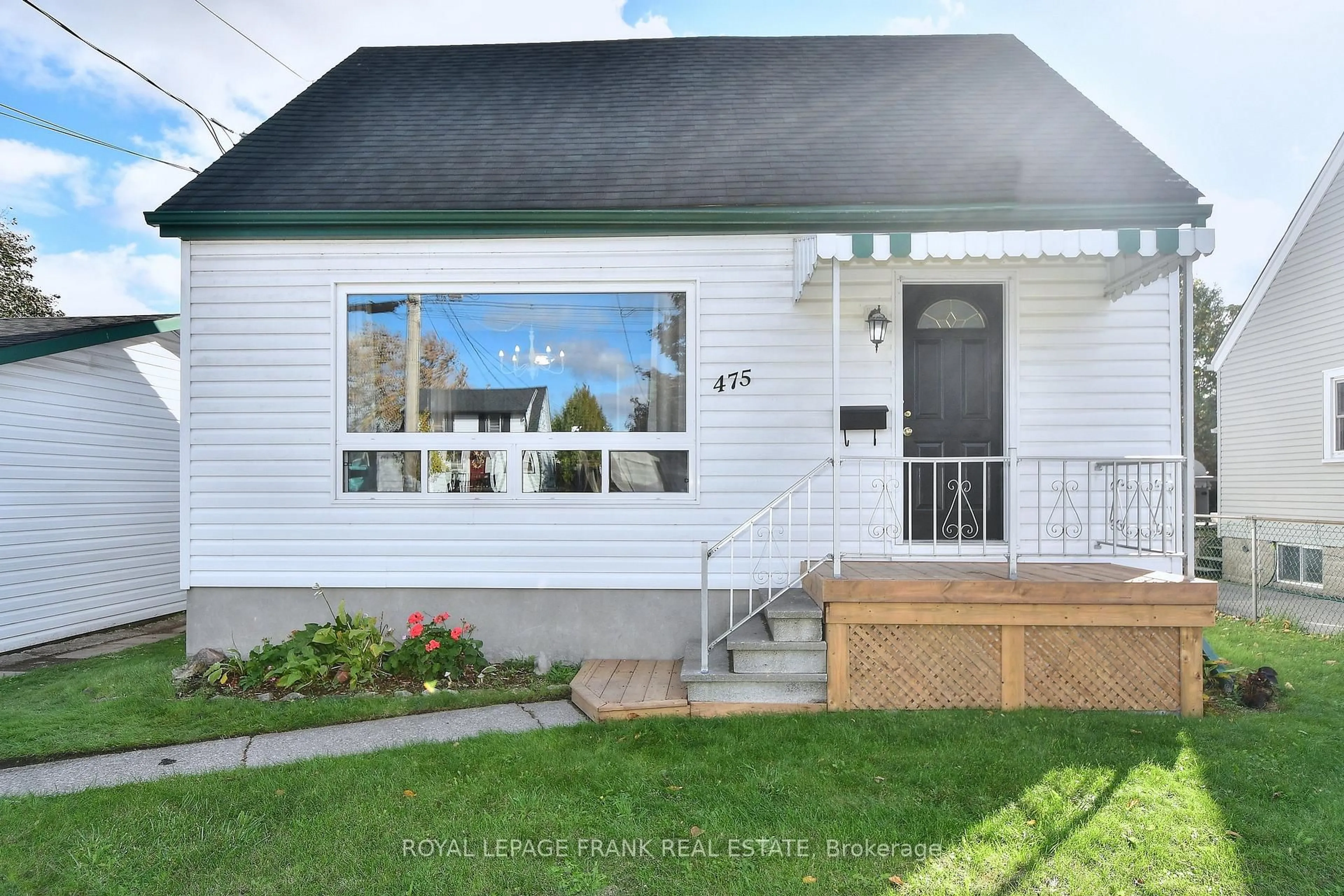 Home with vinyl exterior material, street for 475 Brioux Ave, Peterborough Ontario K9J 4G6