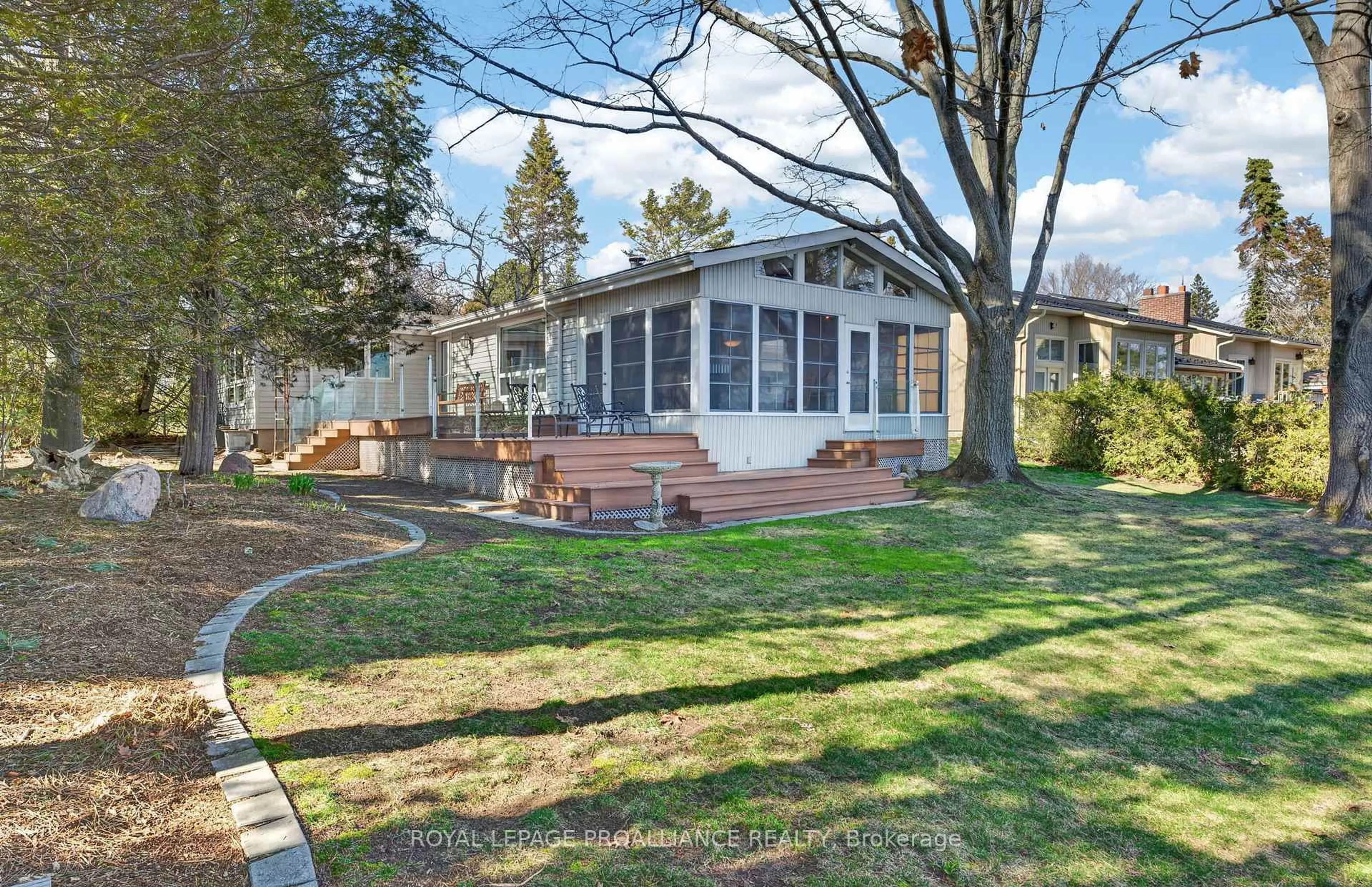 Unknown for 482 Island Rd, Prince Edward County Ontario K0K 2T0