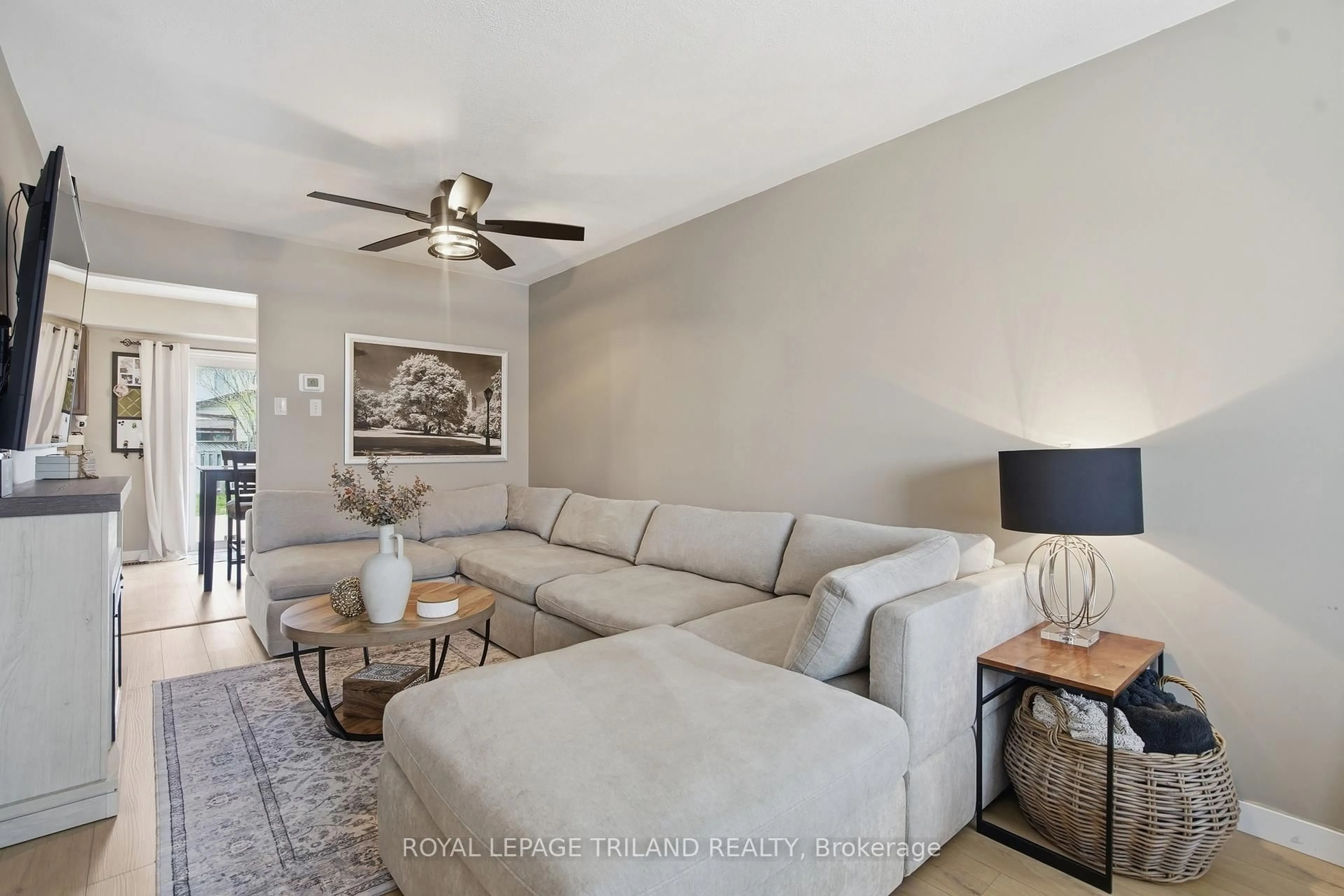 Living room with furniture, unknown for 16 Bowcott Cres, London East Ontario N5V 4W7