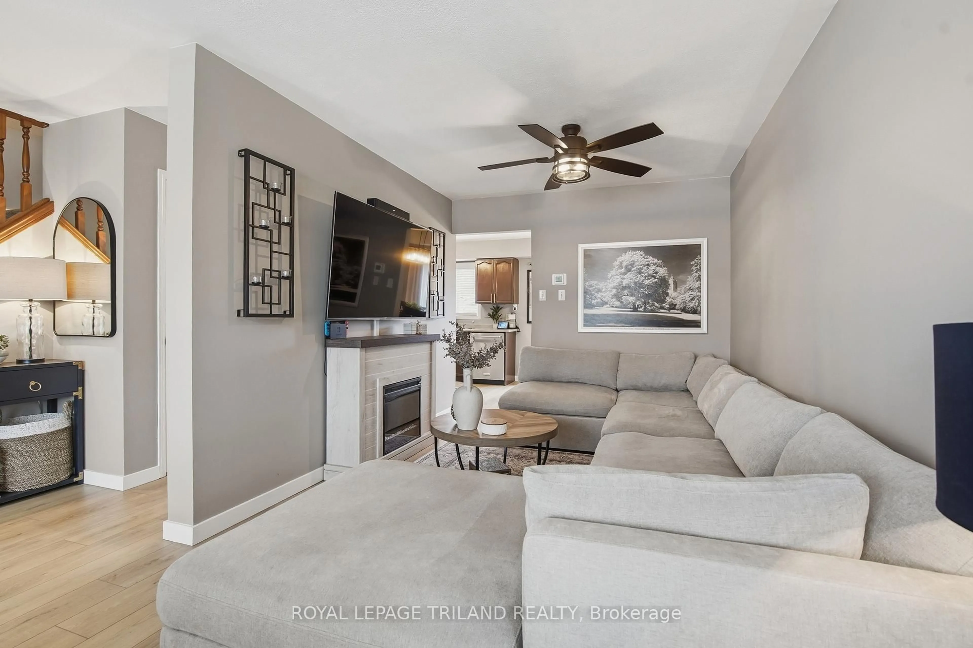 Living room with furniture, unknown for 16 Bowcott Cres, London East Ontario N5V 4W7