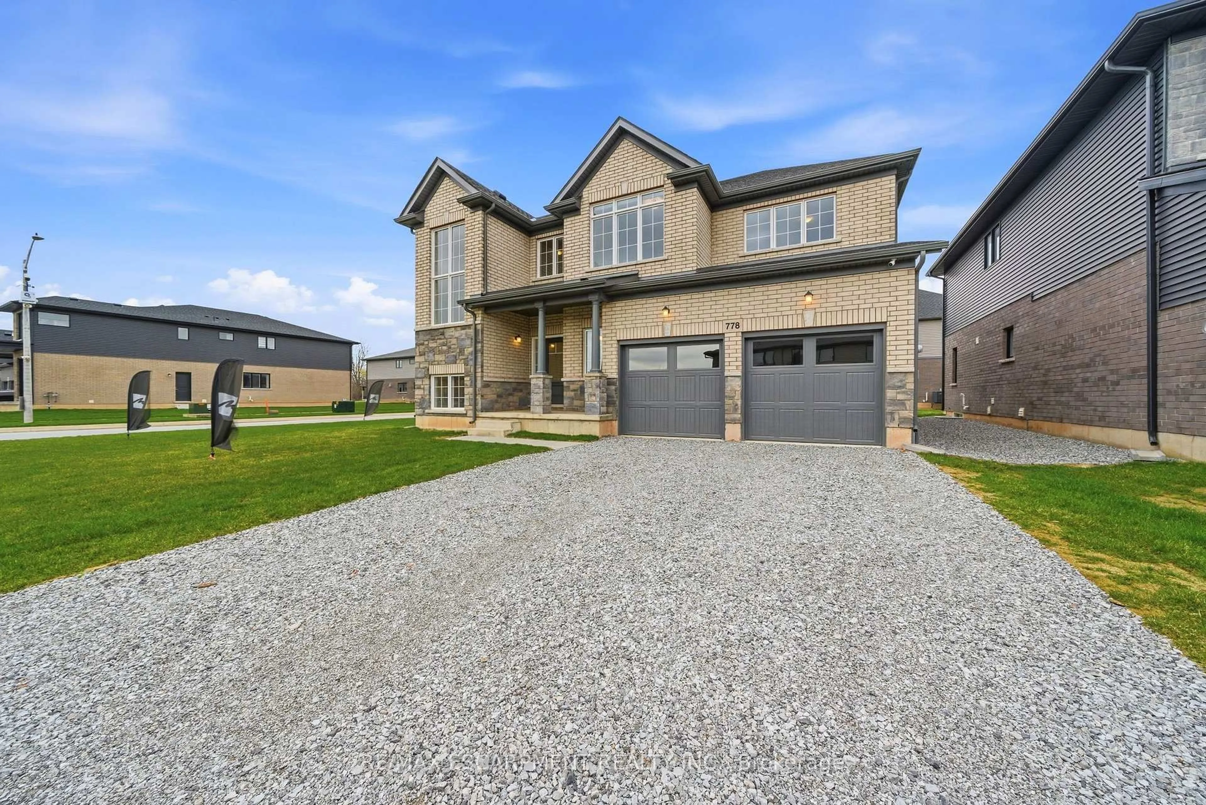 Home with brick exterior material, street for 778 Bradford Ave, Fort Erie Ontario L2A 0H3