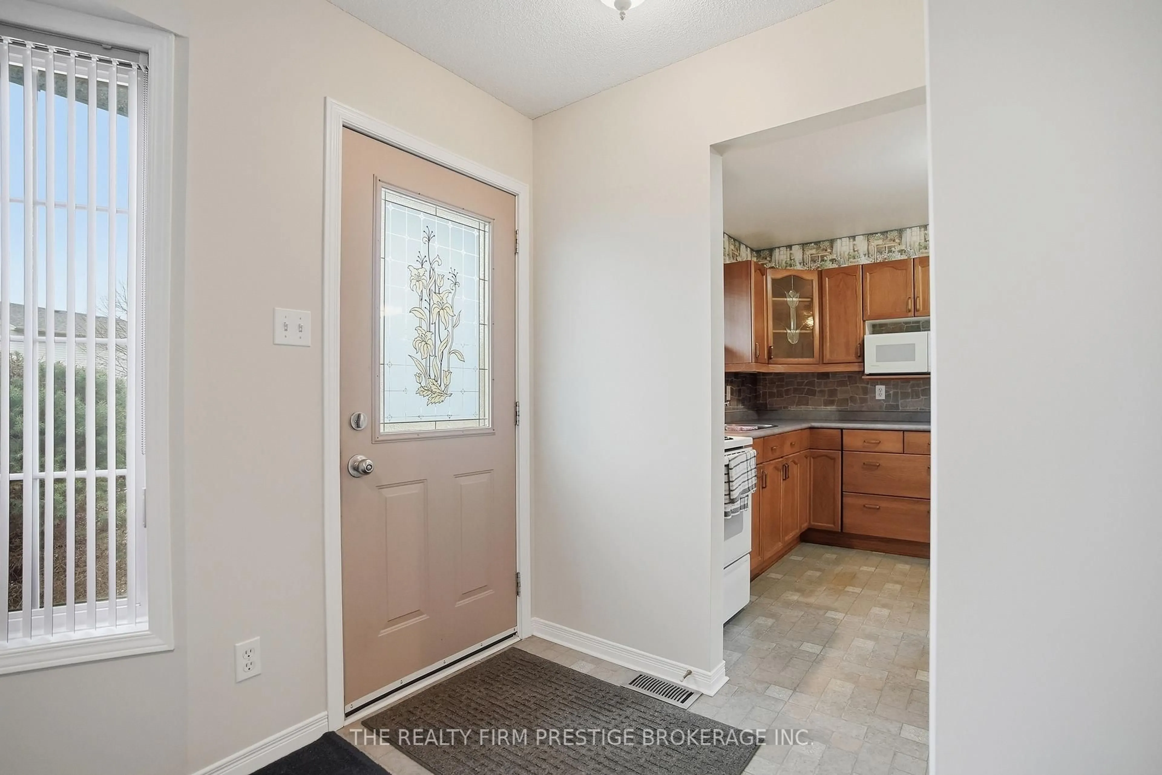 Unknown for 277 Fleming Dr, London East Ontario N5V 4Y7