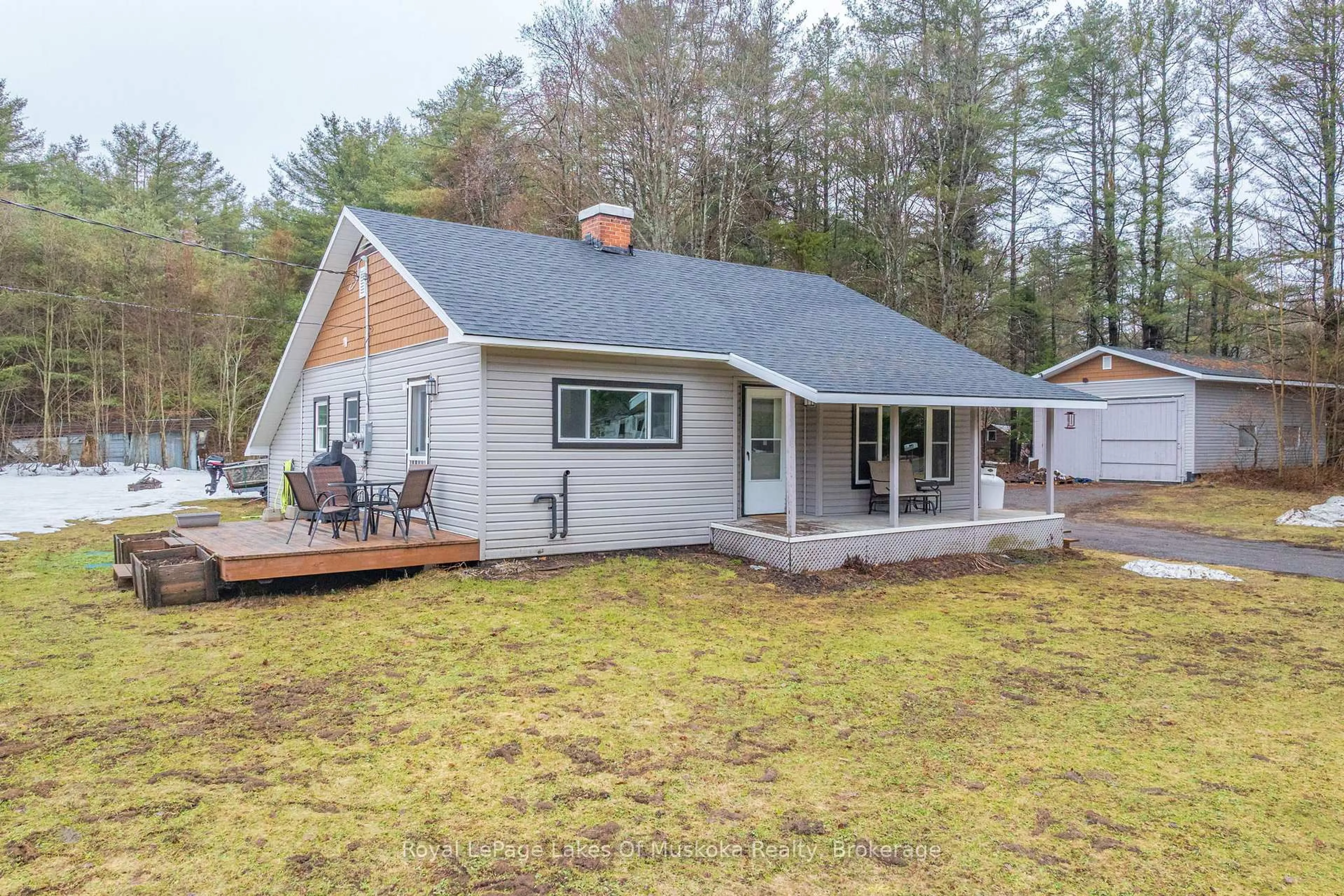 Unknown for 1150 Manitoba St, Bracebridge Ontario P1L 0K8