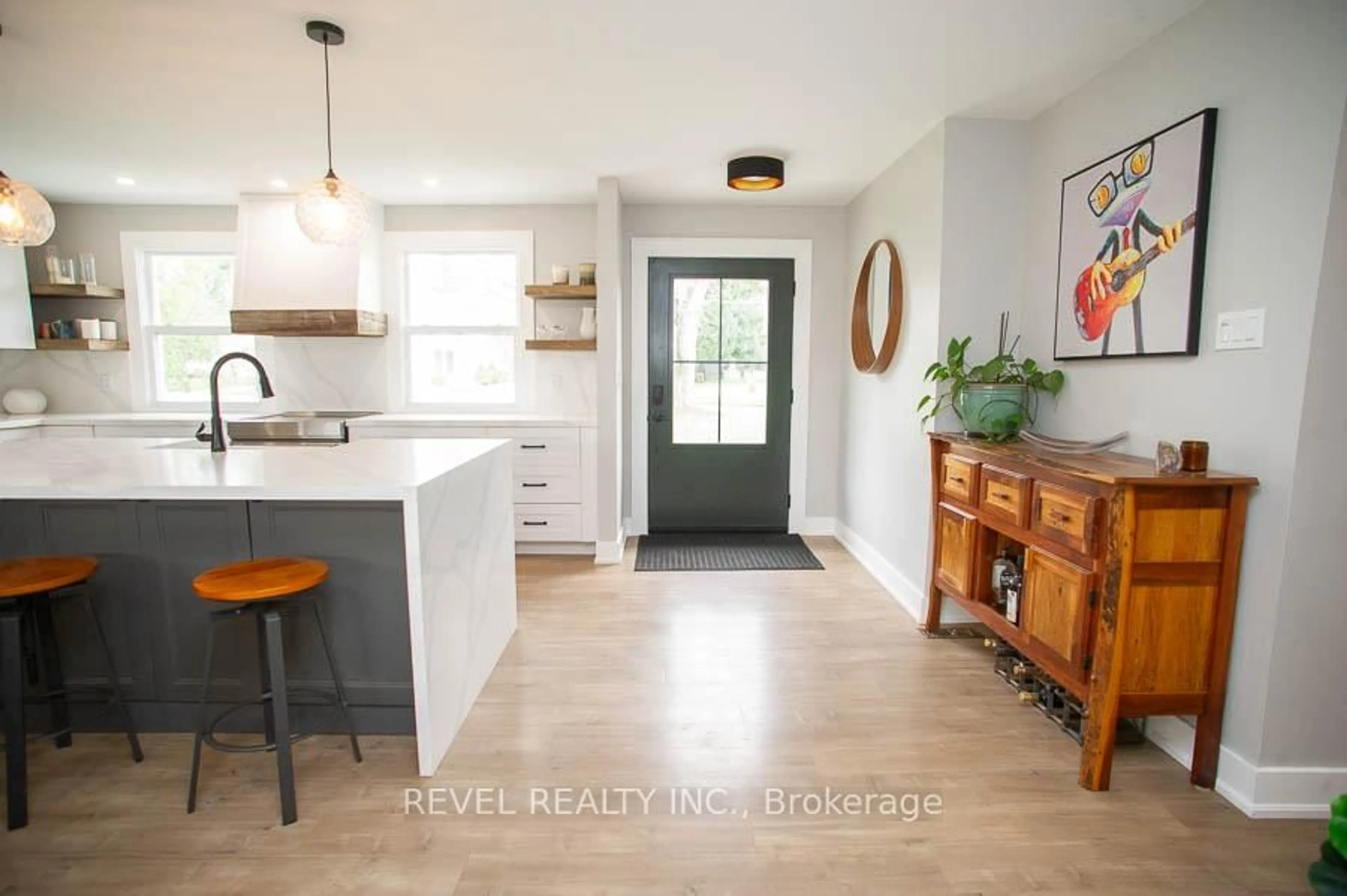 Open concept kitchen, unknown for 20 Russell St, Brant Ontario N0E 1K0