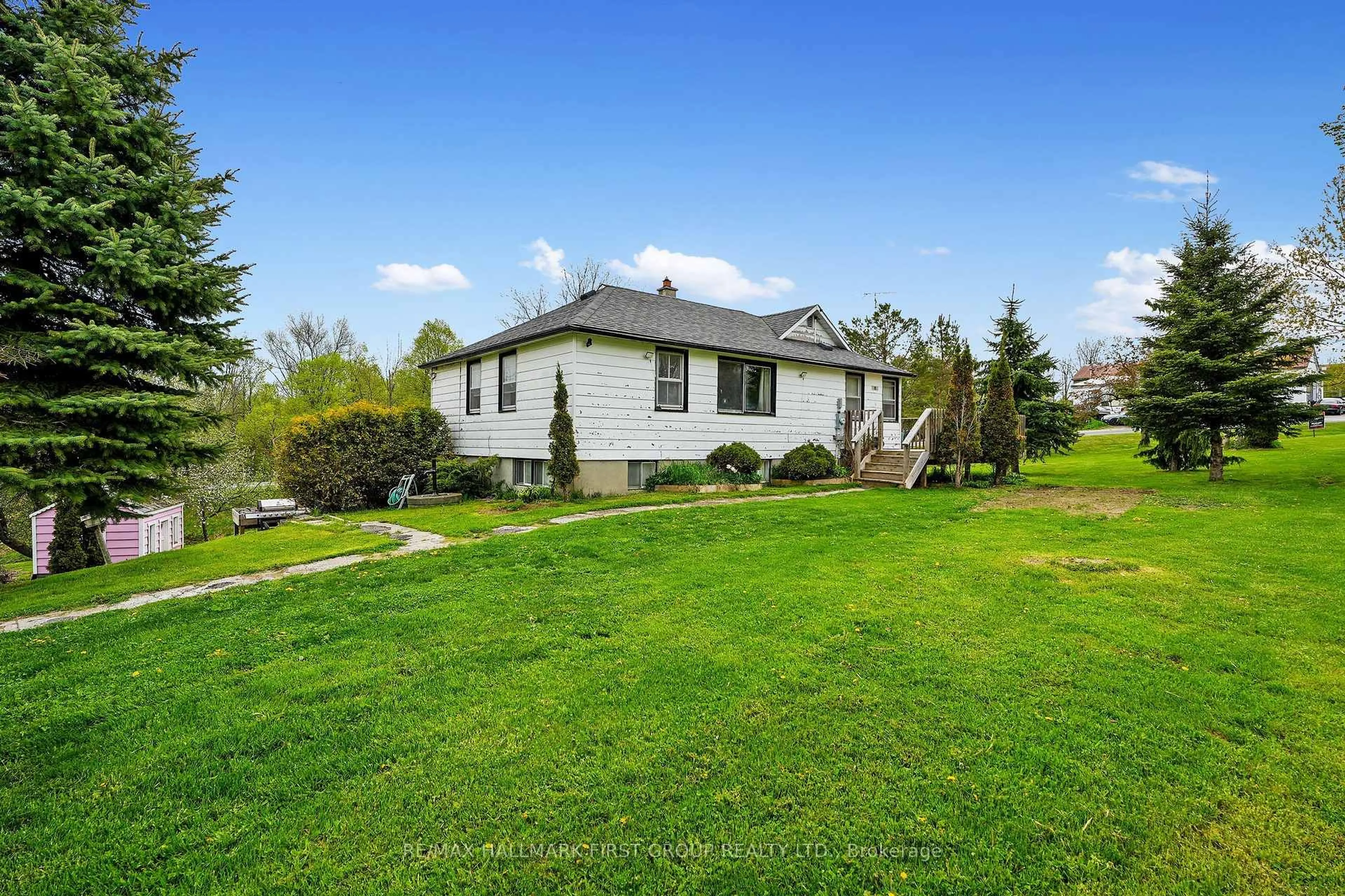 A pic from outside/outdoor area/front of a property/back of a property/a pic from drone, unknown for 19 Halstead Rd, Alnwick/Haldimand Ontario K0K 2X0