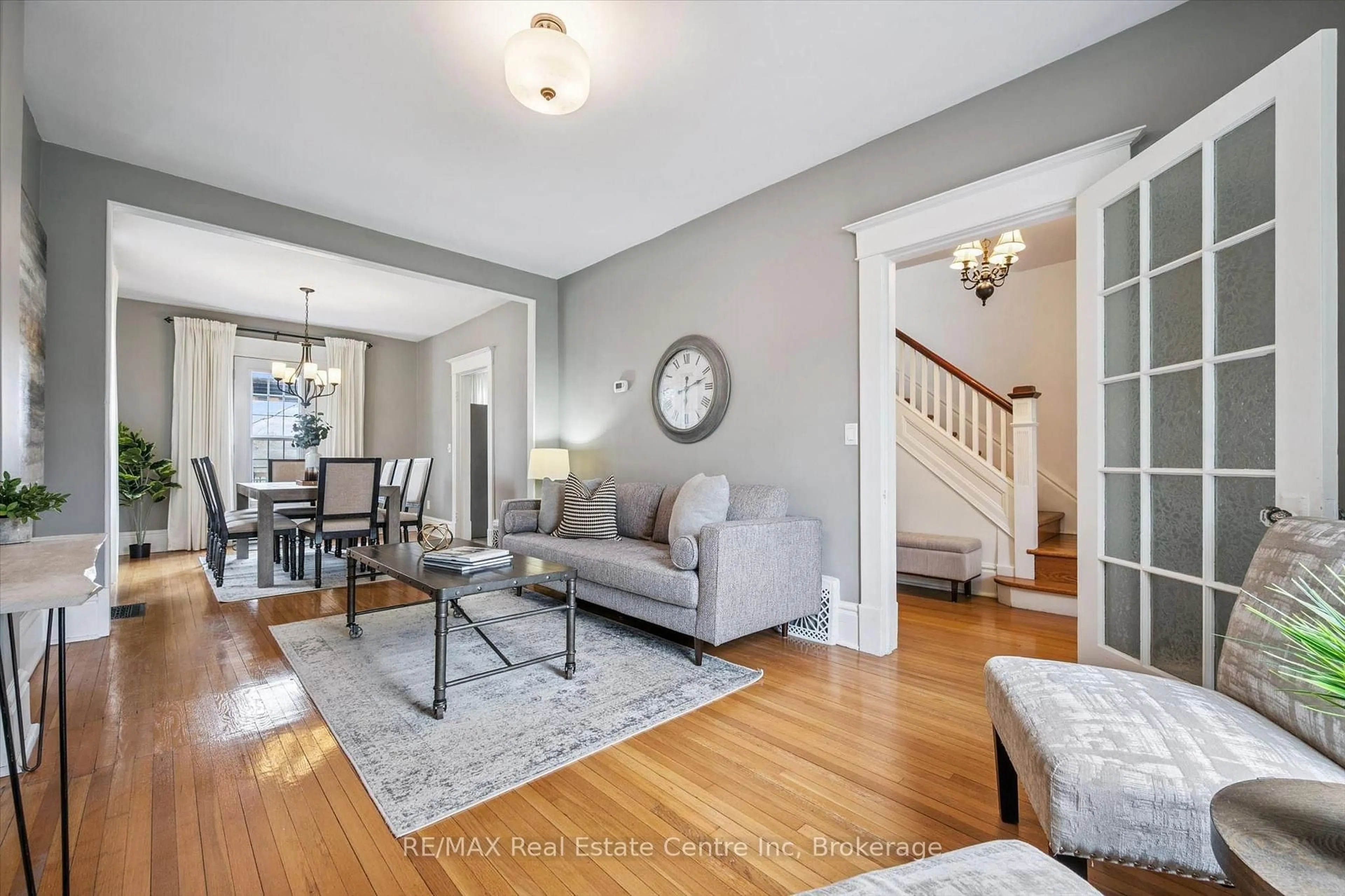 Living room with furniture, unknown for 166 WATERLOO Ave, Guelph Ontario N1H 3J1