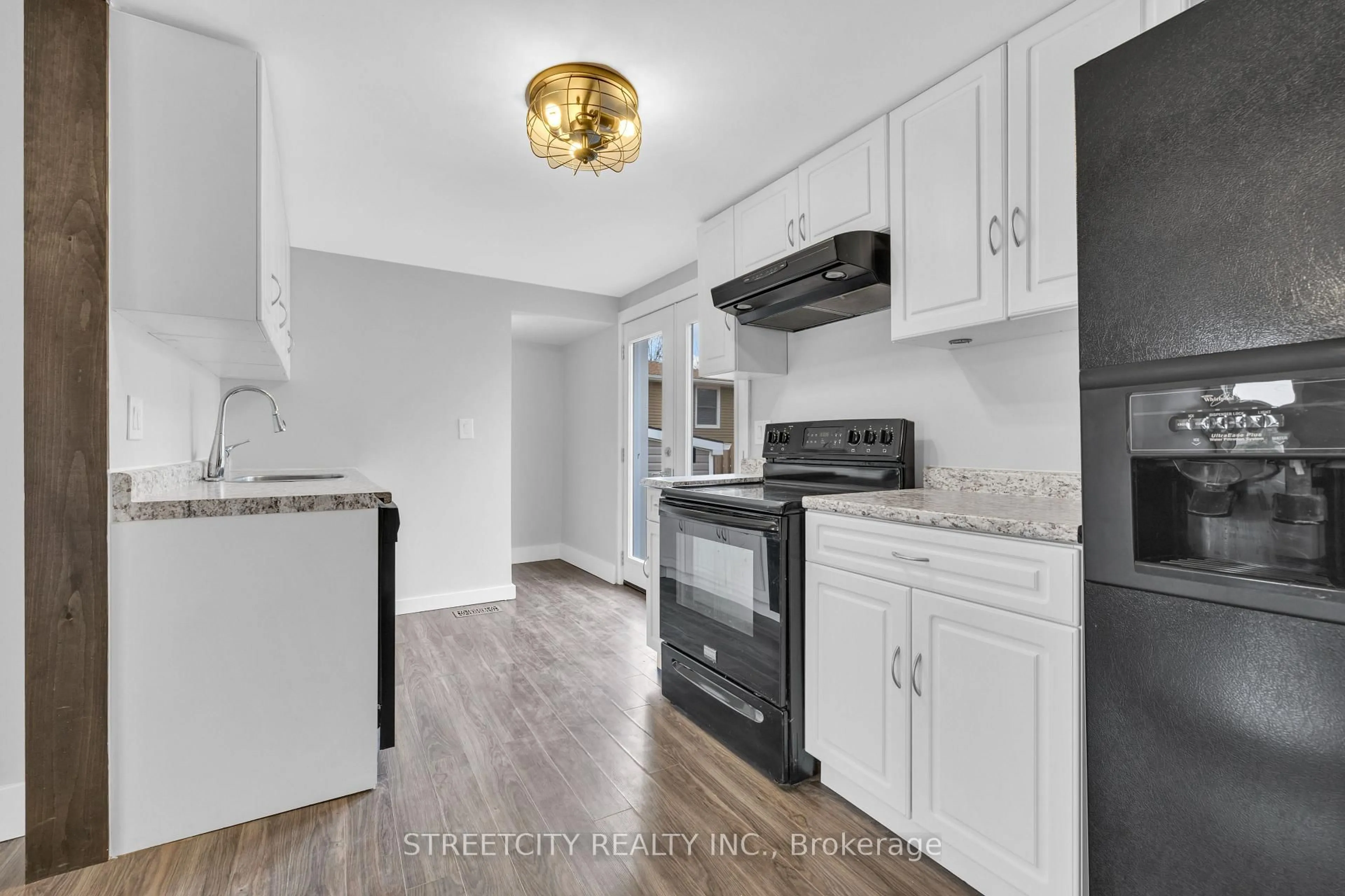 Open concept kitchen, unknown for 190 King St, Southwest Middlesex Ontario N0L 1M0