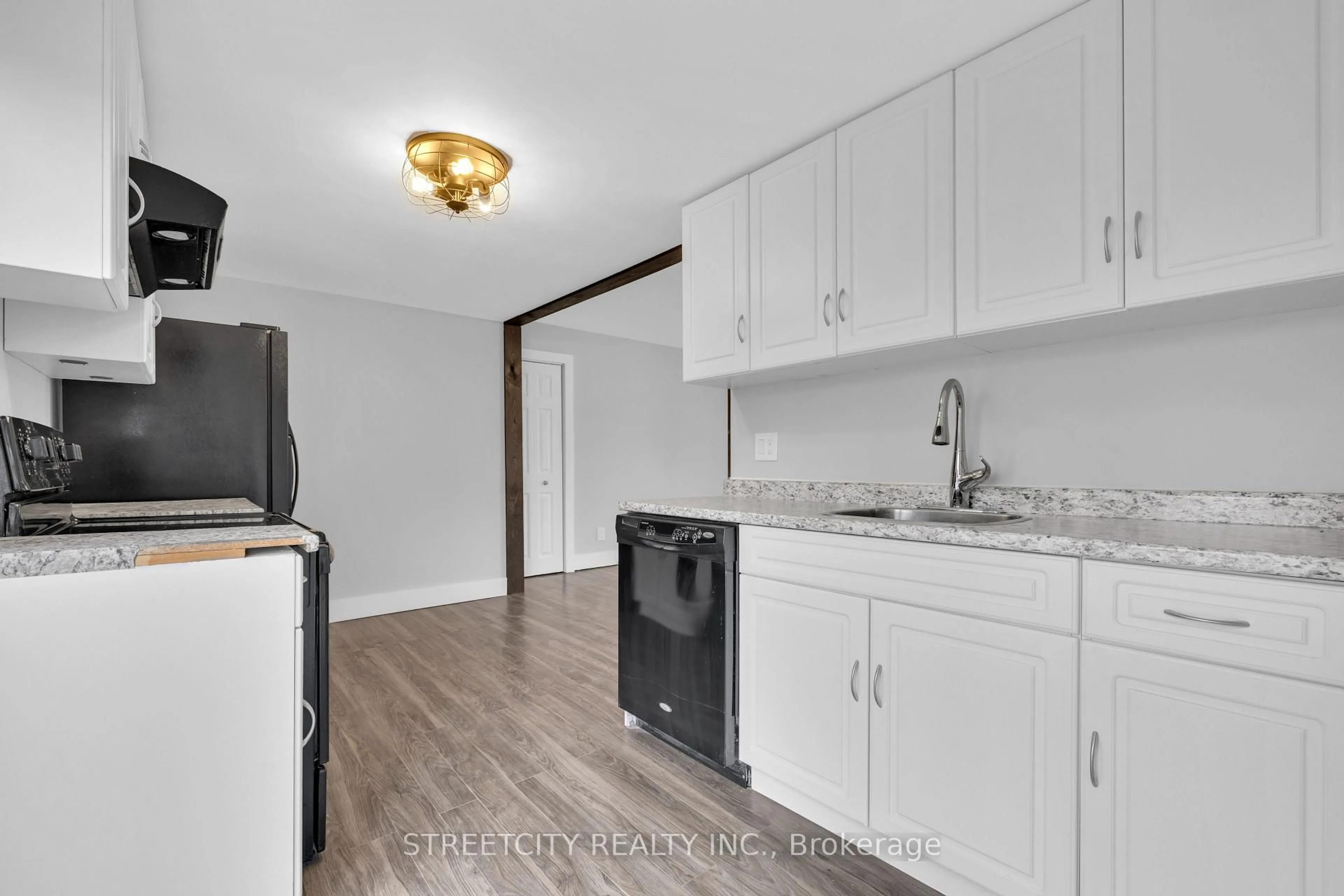 Standard kitchen, unknown for 190 King St, Southwest Middlesex Ontario N0L 1M0