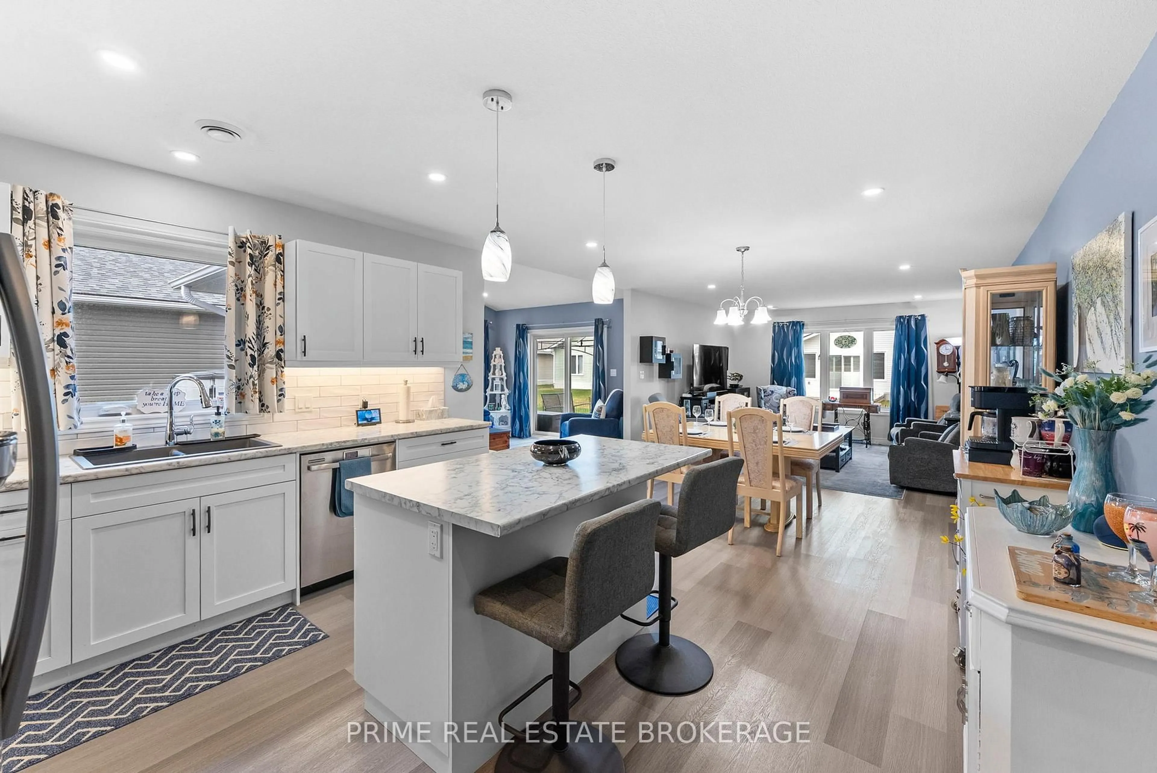 Open concept kitchen, ceramic/tile floor for 181 Lake Breeze Dr, Ashfield-Colborne-Wawanosh Ontario N7A 0C6